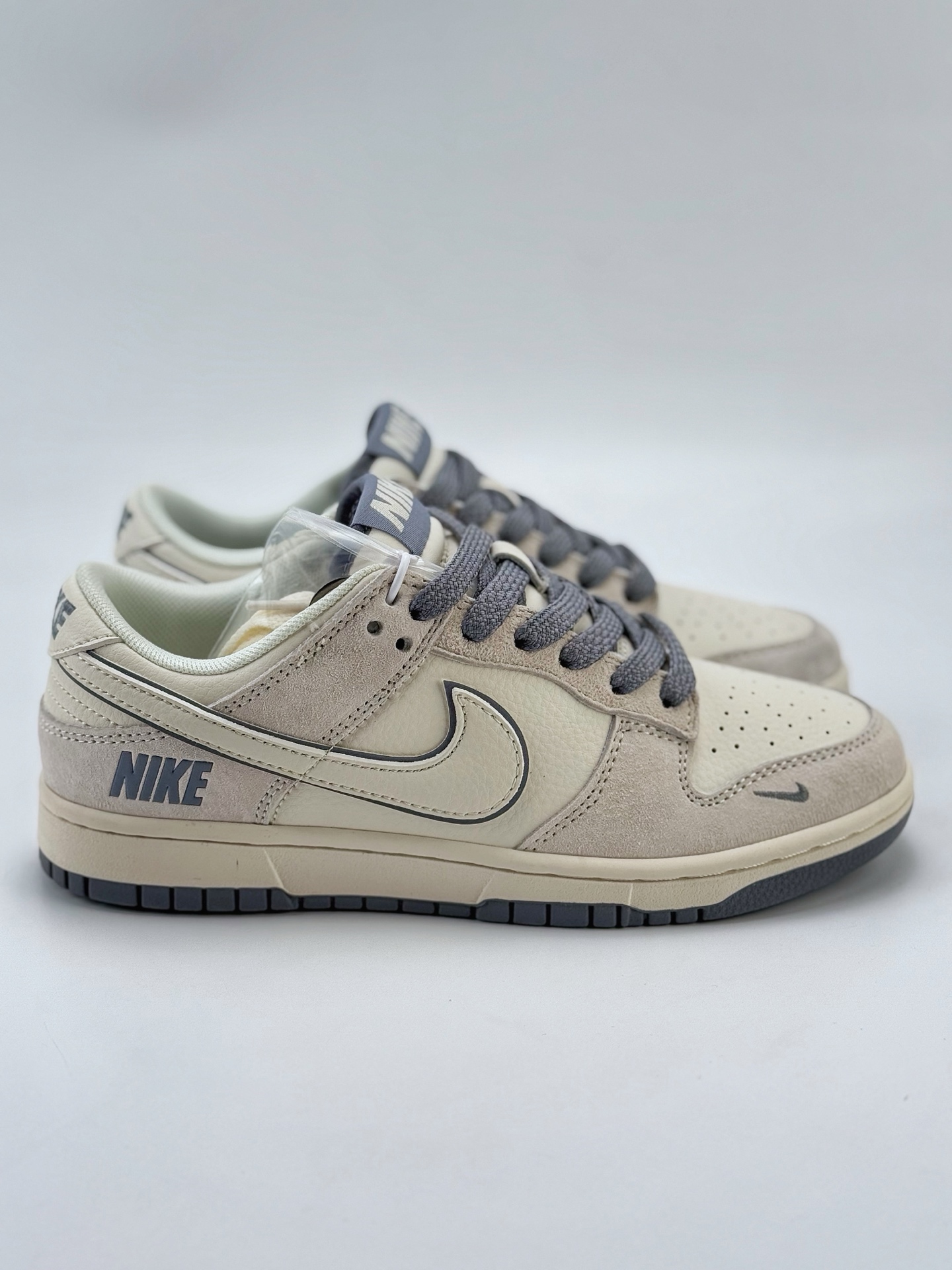 Nike SB Dunk Low 白灰小钩满天星 BB7518-022