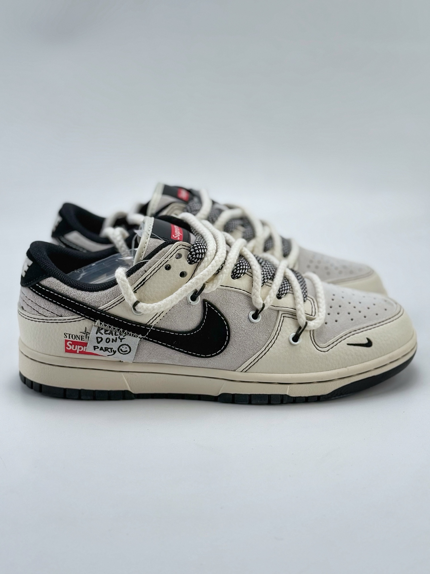 Nike SB Dunk Low x Supreme x Stone Island 白黑小钩绑带满天星  YX5066-205