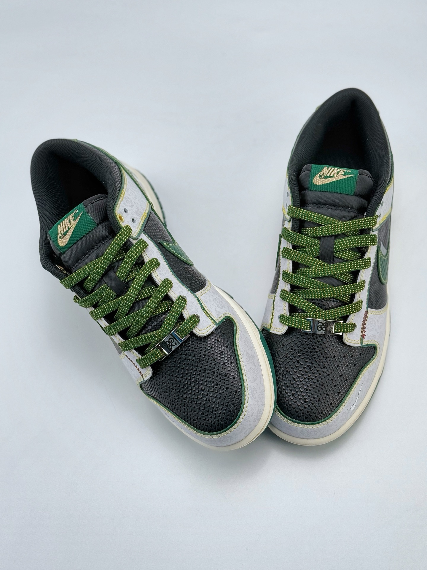 Nike SB Dunk Low 蛇年限定 巳蛇 黑绿 GB1220-006