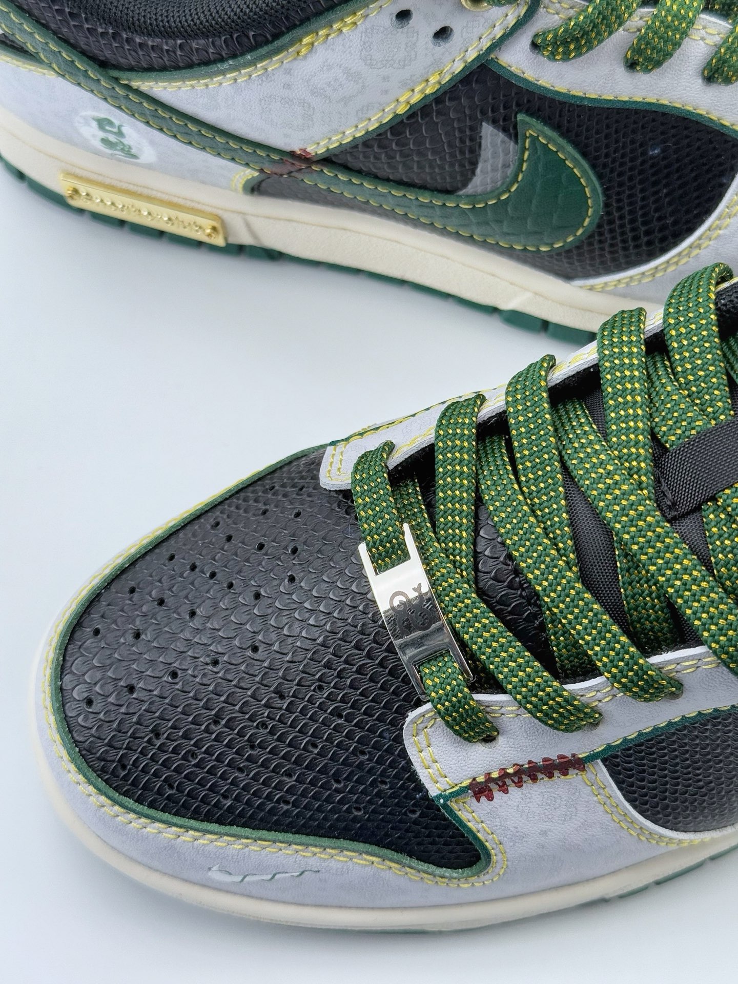 Nike SB Dunk Low 蛇年限定 巳蛇 黑绿 GB1220-006
