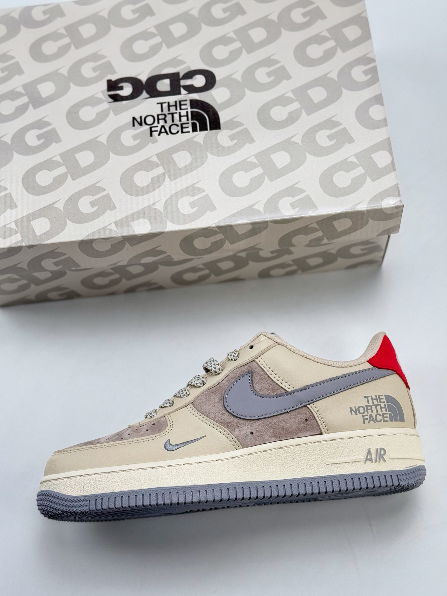 Nike Air Force 1 Low 07 x The North Face 白灰小钩满天星  XZ6188-649
