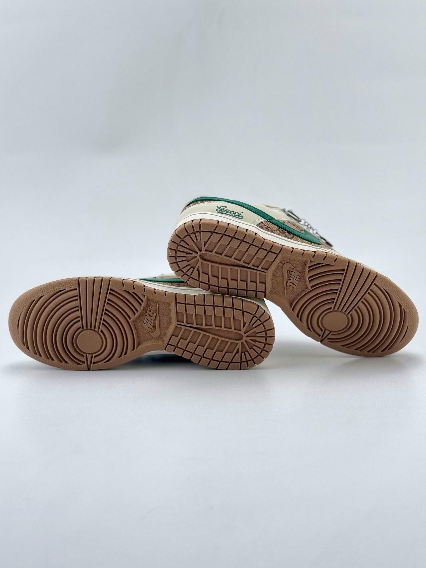 Nike SB Dunk Low x GUCCI 白棕绿小钩 KK1688-091
