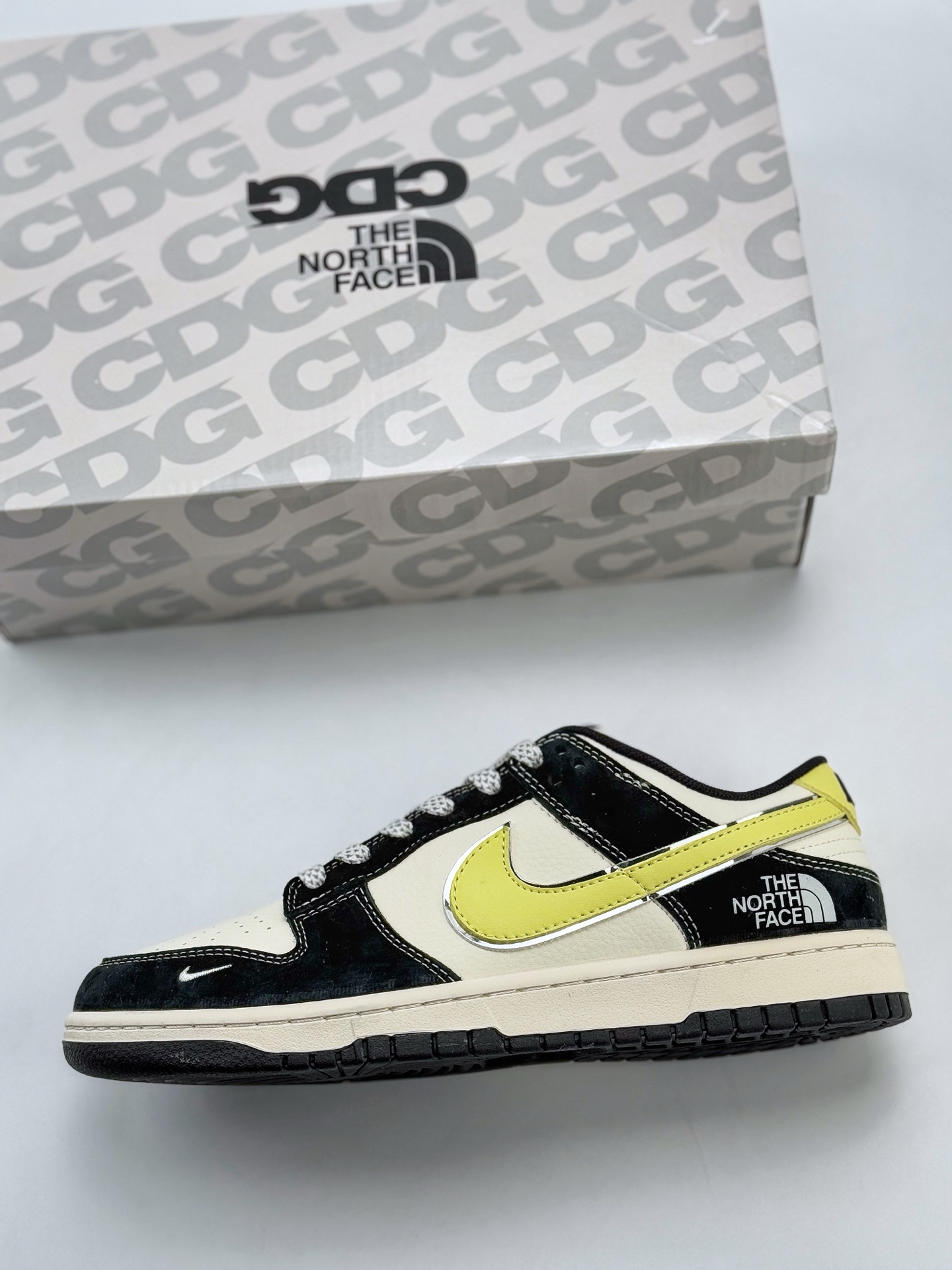 Nike SB Dunk Low x The North Face x CDG 白黑黄小钩满天星 XX3168-113