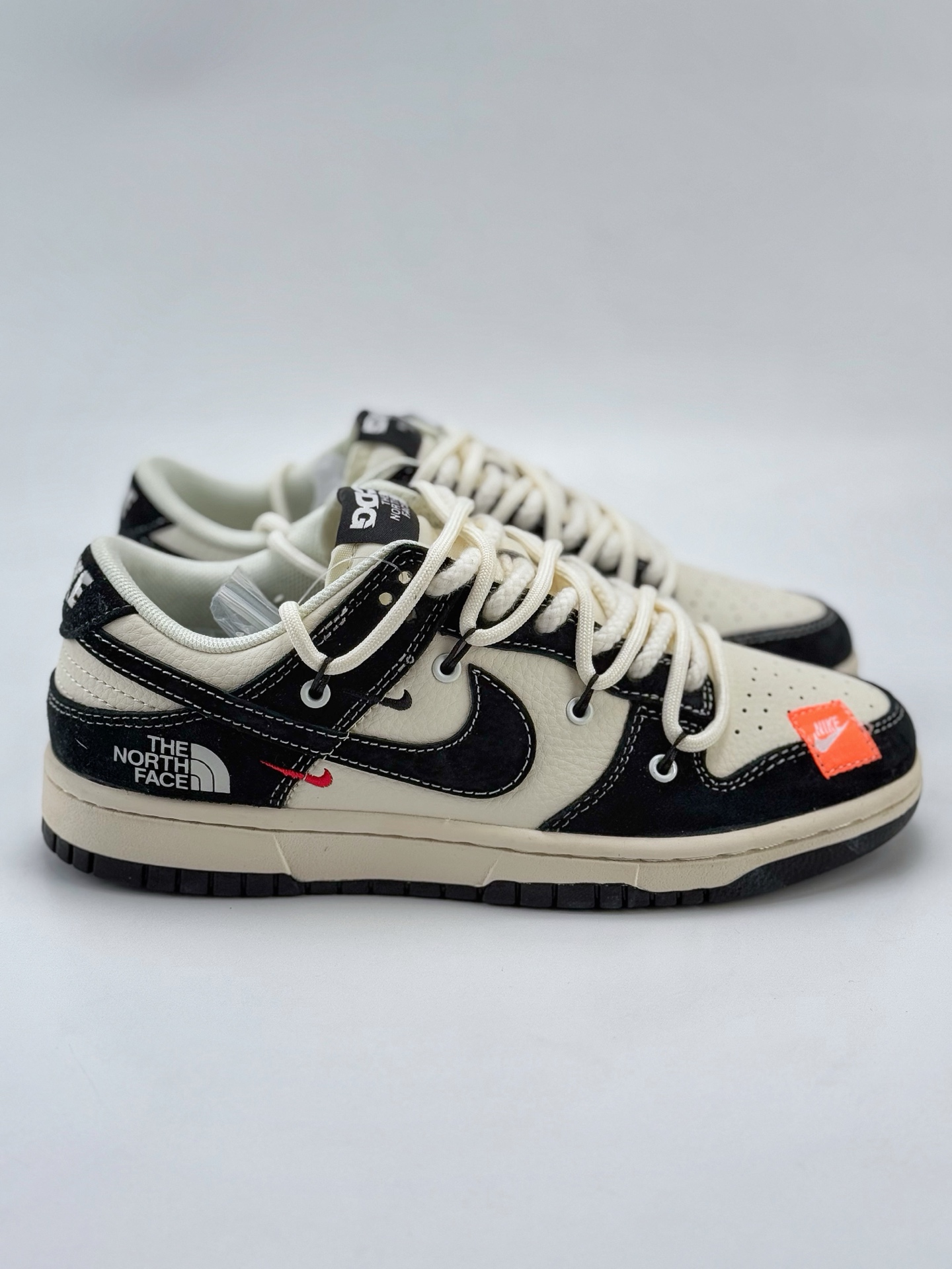 Nike SB Dunk Low x The North Face x CDG 白黑双小钩麻绳绑带  YX5066-256