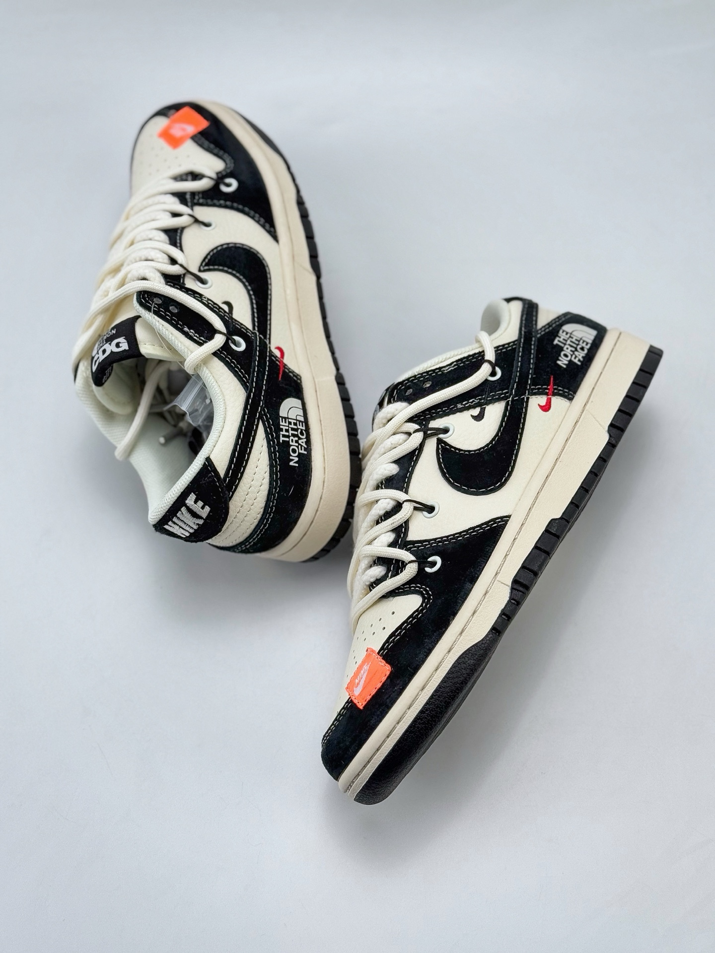 Nike SB Dunk Low x The North Face x CDG 白黑双小钩麻绳绑带  YX5066-256