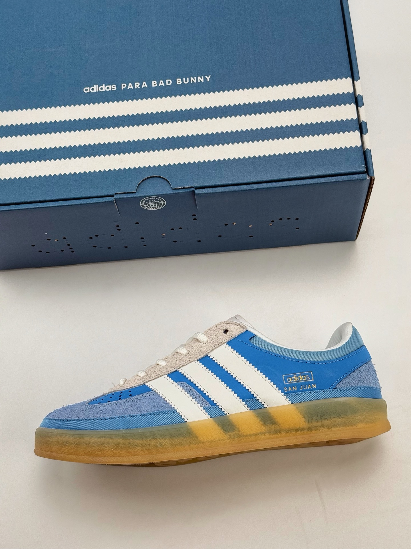 adidas Originals Gazelle INdoor x Bad Bunny 坏痞兔蓝白 三叶草休闲防滑耐磨低帮板鞋  IF9734