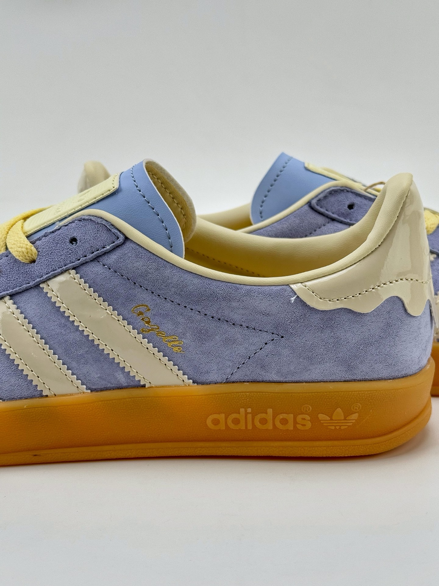 adidas Originals Gazelle INdoor 紫 三叶草休闲防滑耐磨低帮板鞋  JR8029
