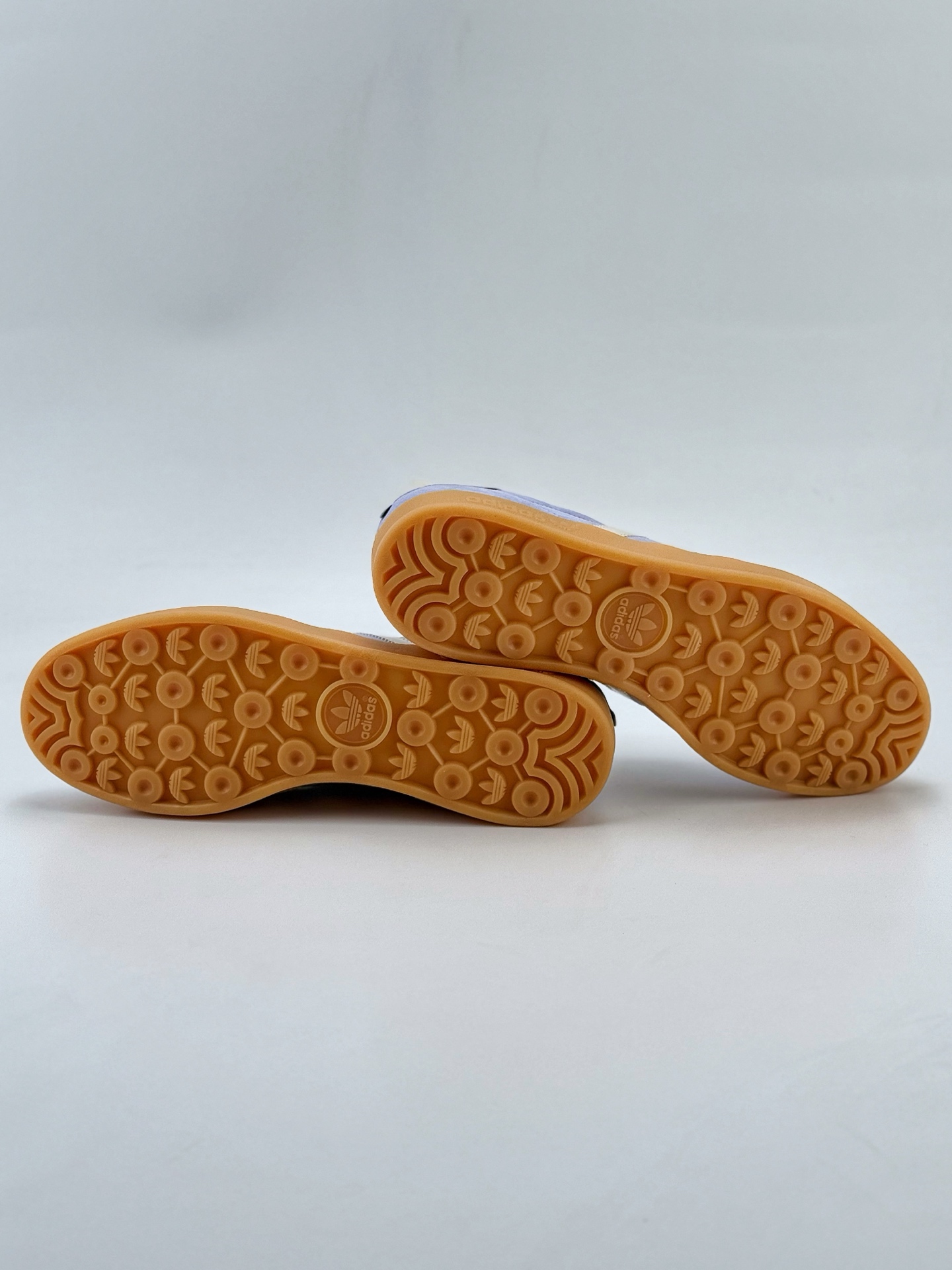 adidas Originals Gazelle INdoor 紫 三叶草休闲防滑耐磨低帮板鞋  JR8029