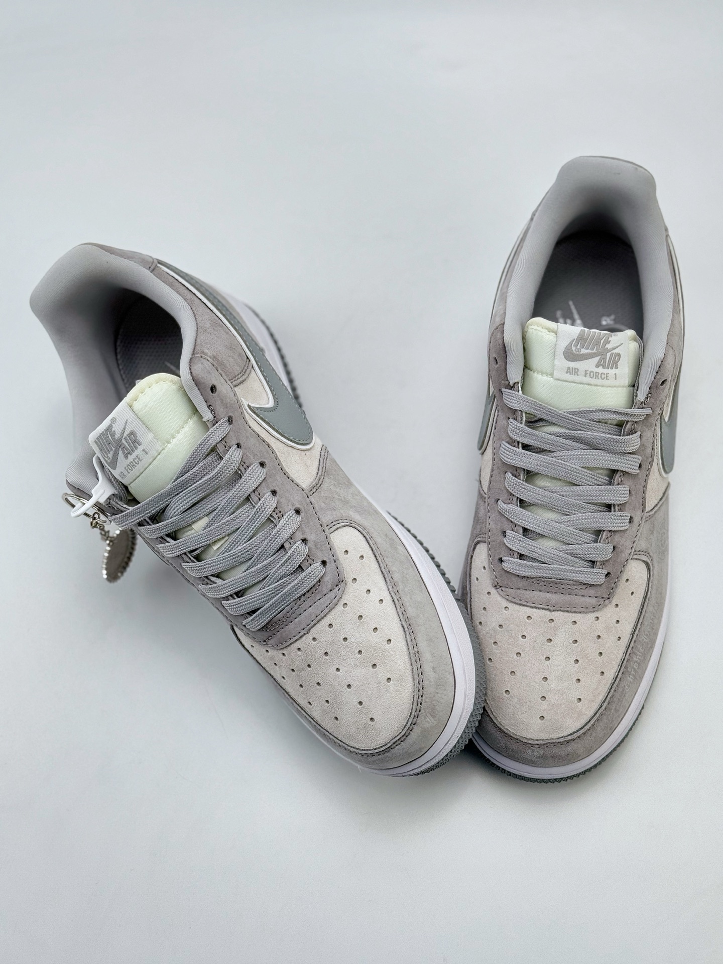 Nike Air Force 1 Low 07 x Chrome Hearts 浅灰  FZ0188-032