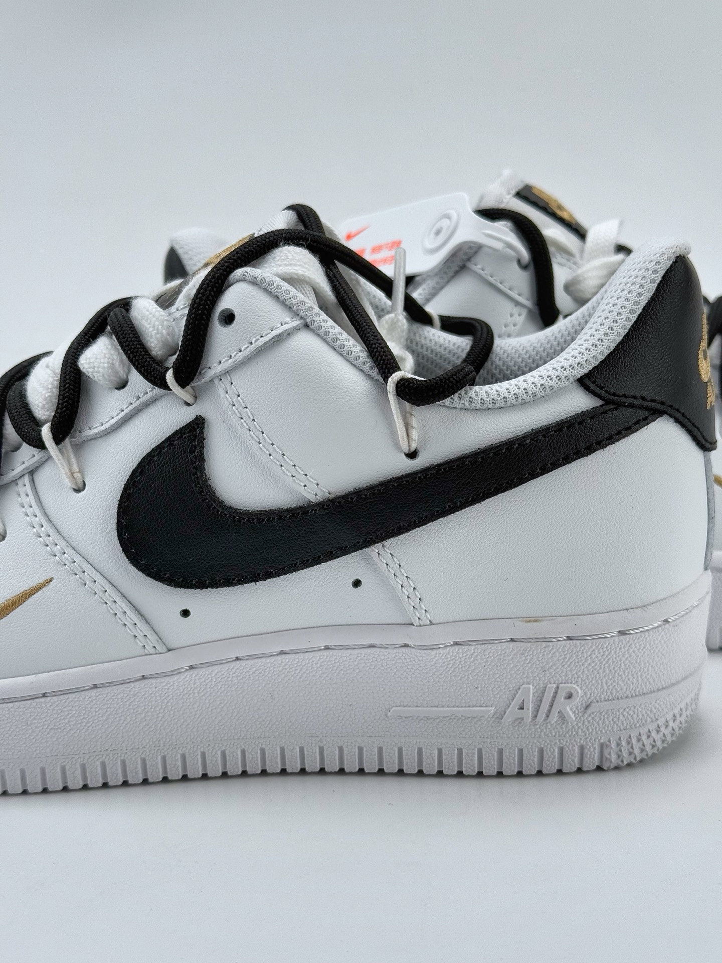 Nike Air Force 1 Low 07 白黑金小钩绑带 CZ0210-102