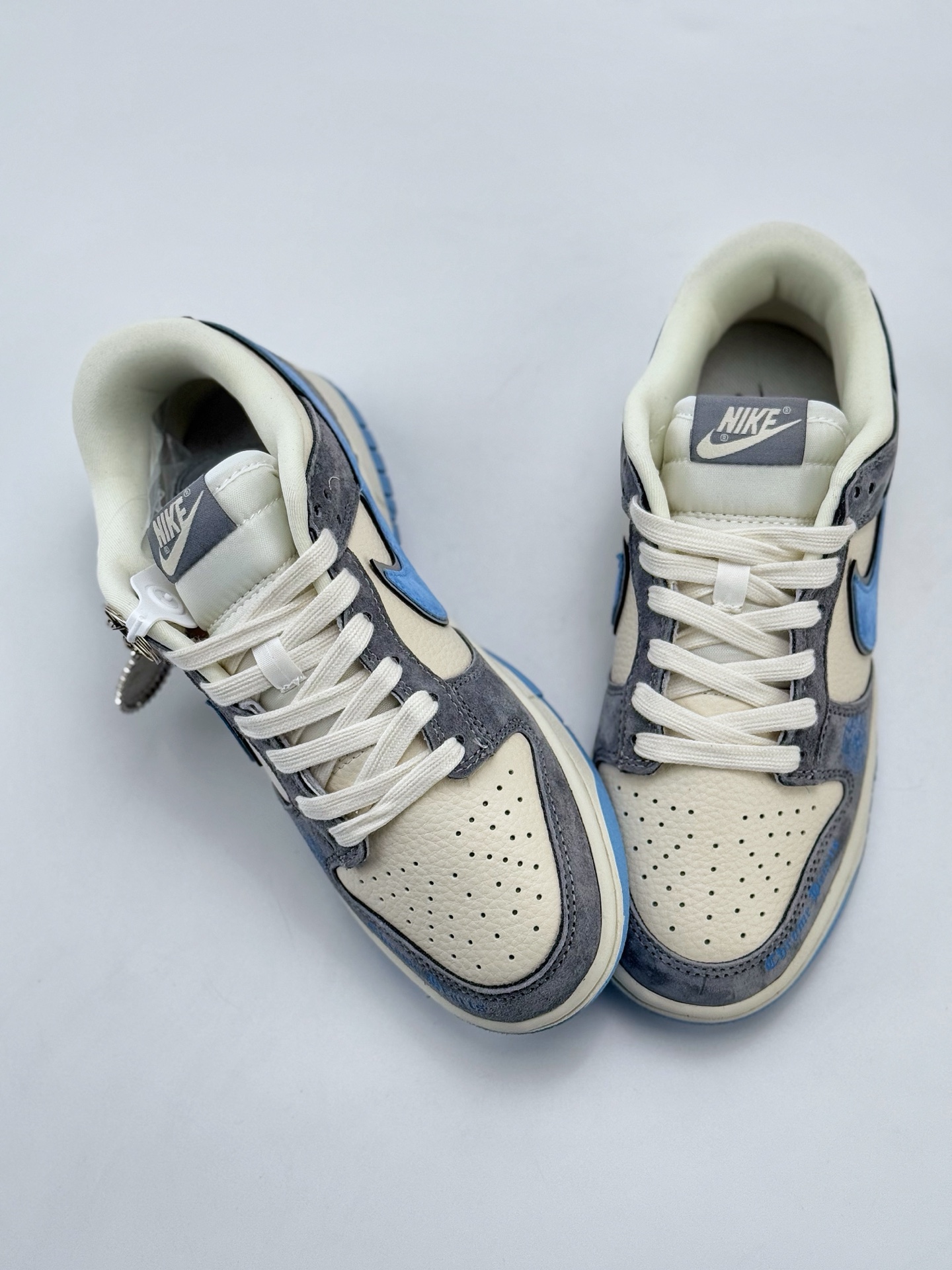 Nike SB Dunk Low x Chrome Hearts 米灰蓝  KK1333-027