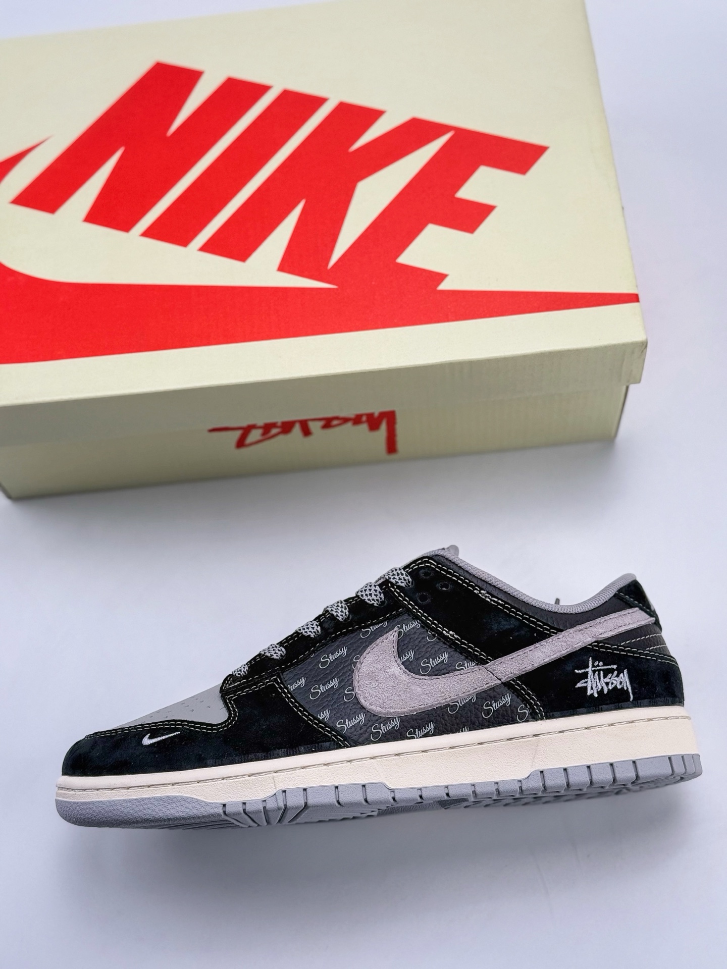 Nike SB Dunk Low x Stussy 黑灰小钩满天星  XX3168-201