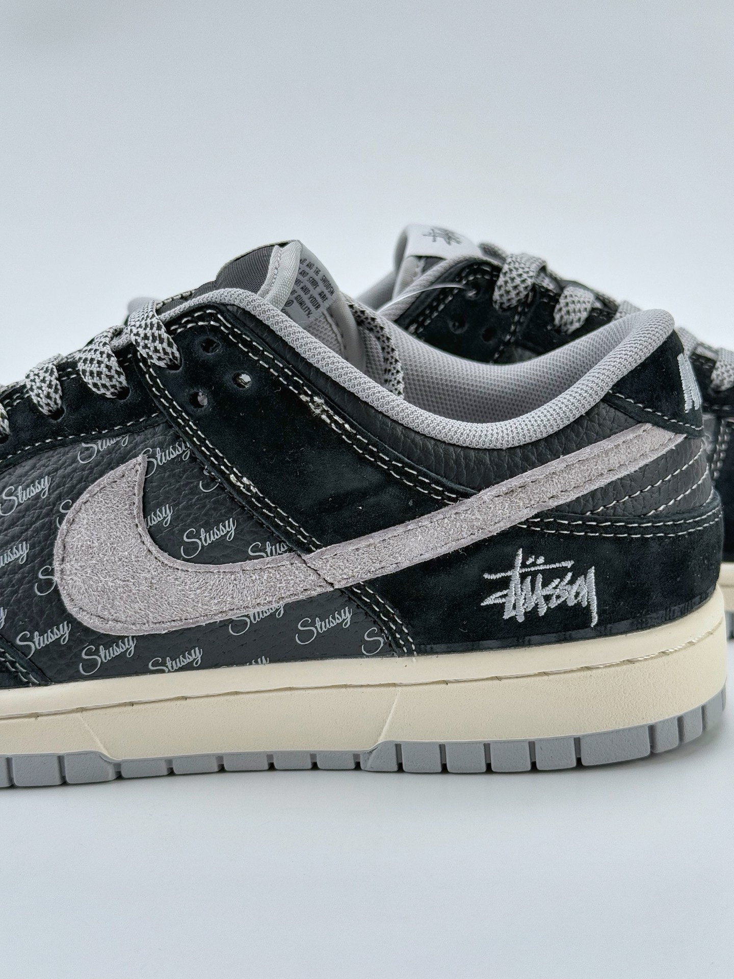 Nike SB Dunk Low x Stussy 黑灰小钩满天星  XX3168-201
