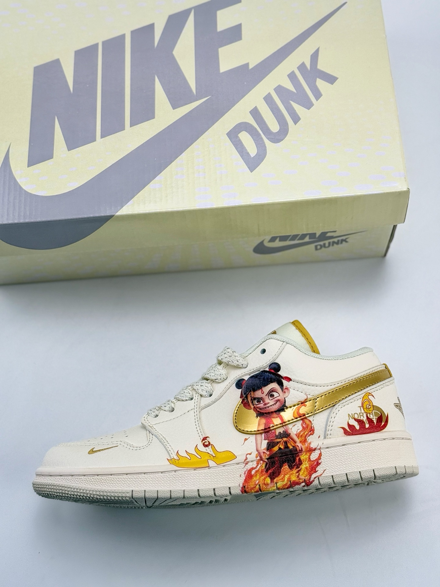 Air Jordan 1 Retro Low x 白金小钩满天星  XX9923-023