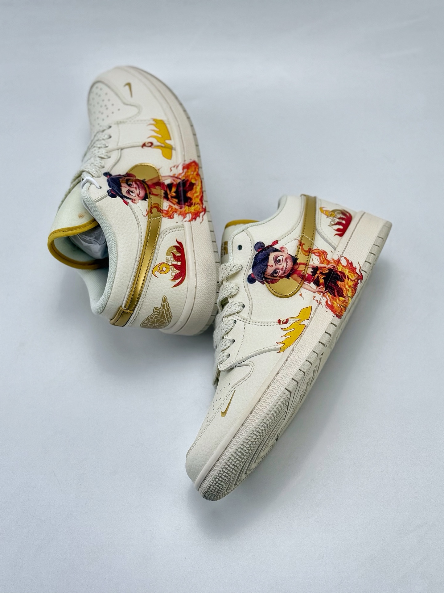 Air Jordan 1 Retro Low x 白金小钩满天星  XX9923-023