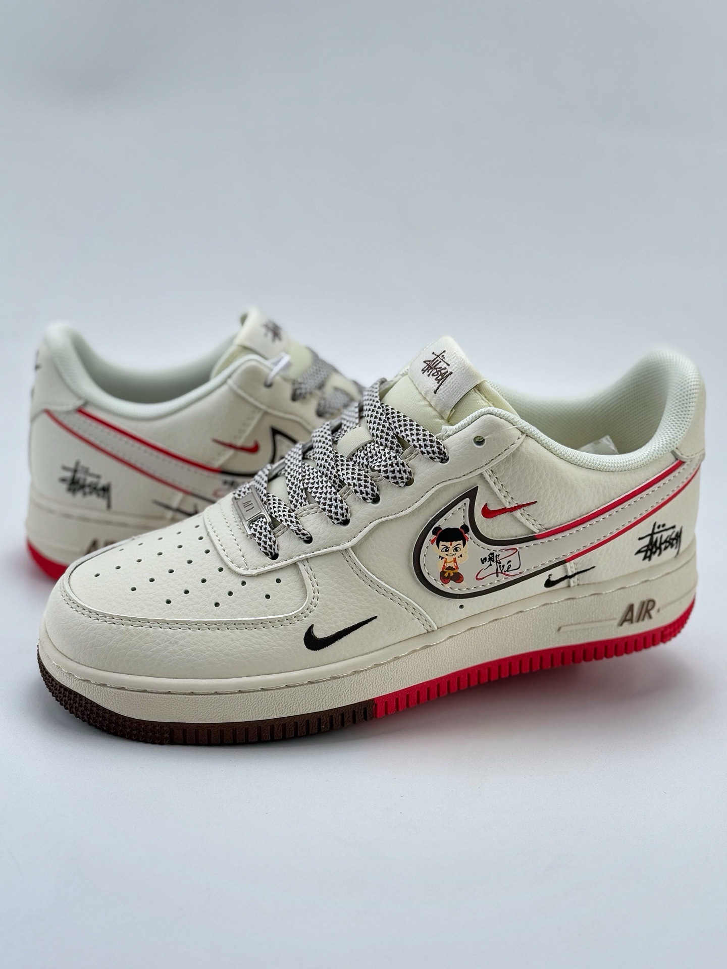 Nike Air Force 1 Low 07 x Stussy 白黑红三小钩满天星 HD2258-609