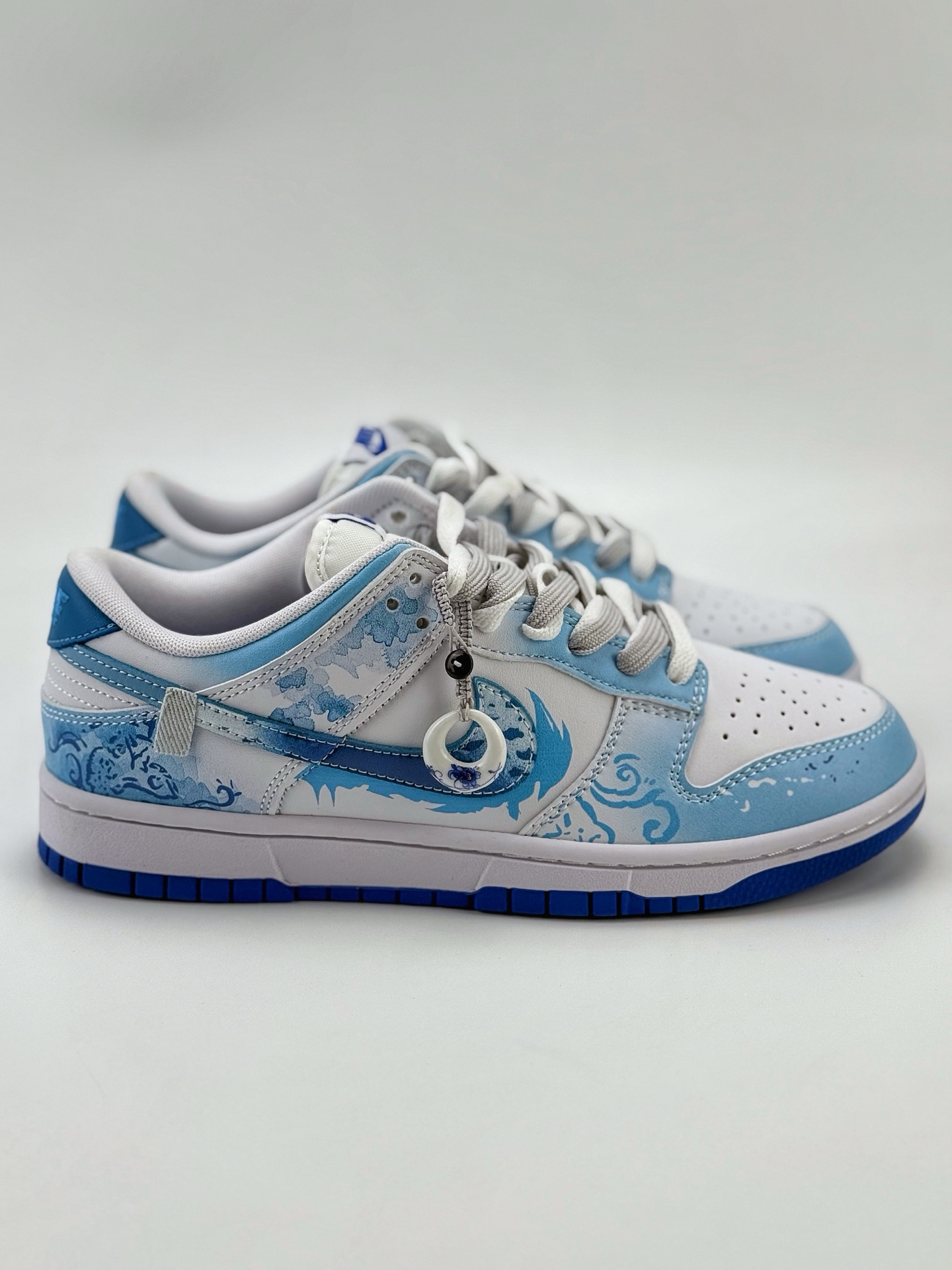 Nike SB Dunk Low 龙之子 龙年限定 青花瓷蓝白 新中式 蓝白 DV0831-104