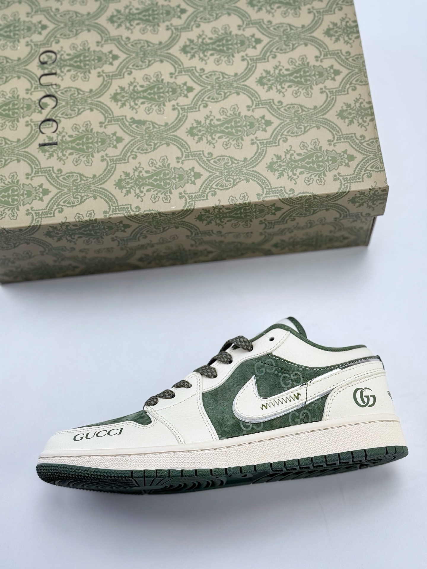 Air Jordan 1 Retro Low x GUCCI 白绿满天星  XS6086-003