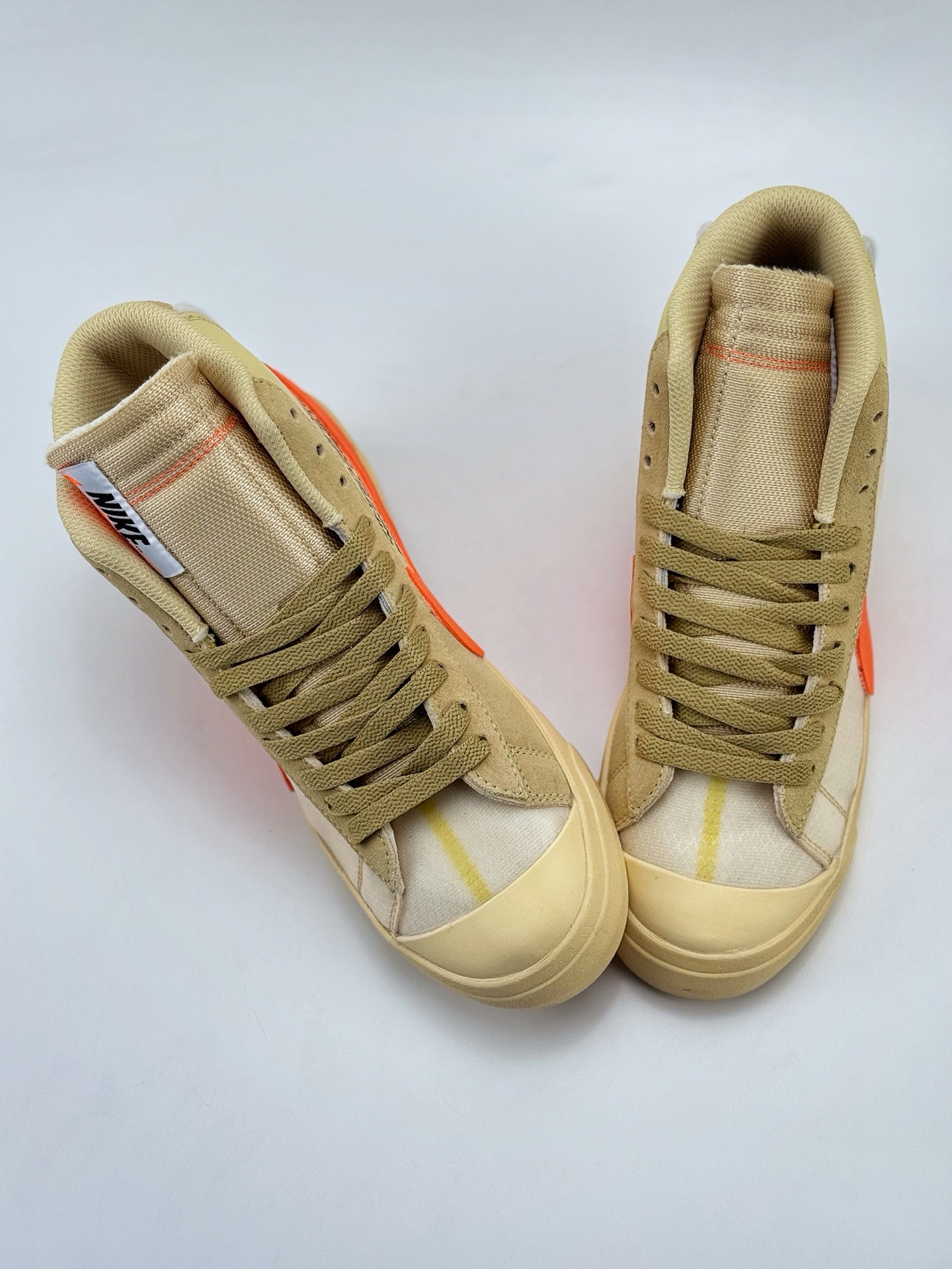 Nike Blazer Wolf x OFF-WHITE ”All Hallows Eve” THE THE 米黄 AA3832-700