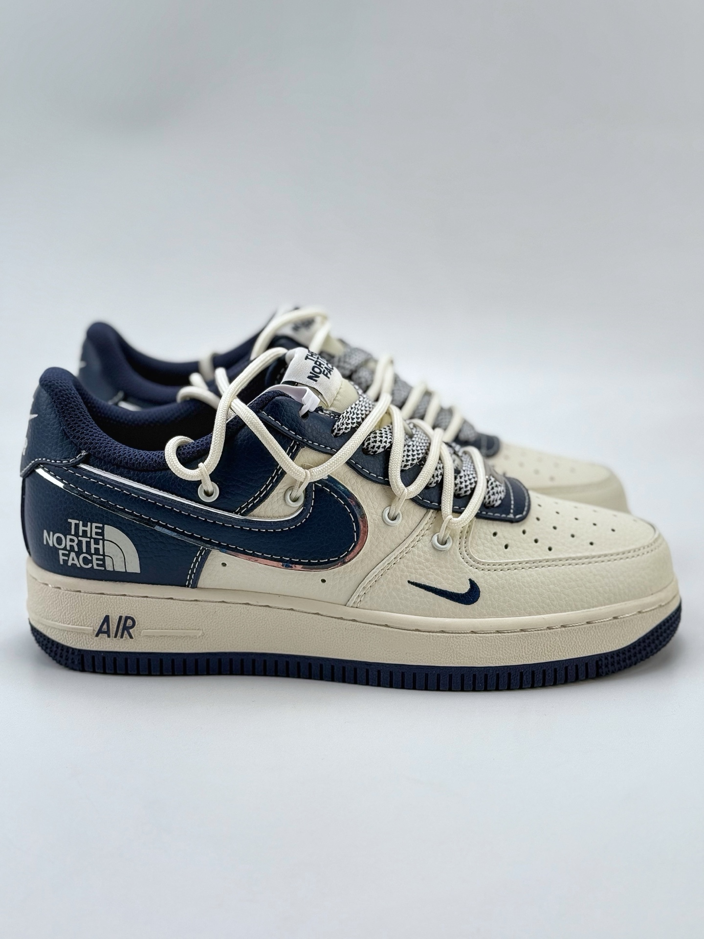 Nike Air Force 1 Low 07 x The North Face 白蓝小钩绑带满天星  SJ1198-107