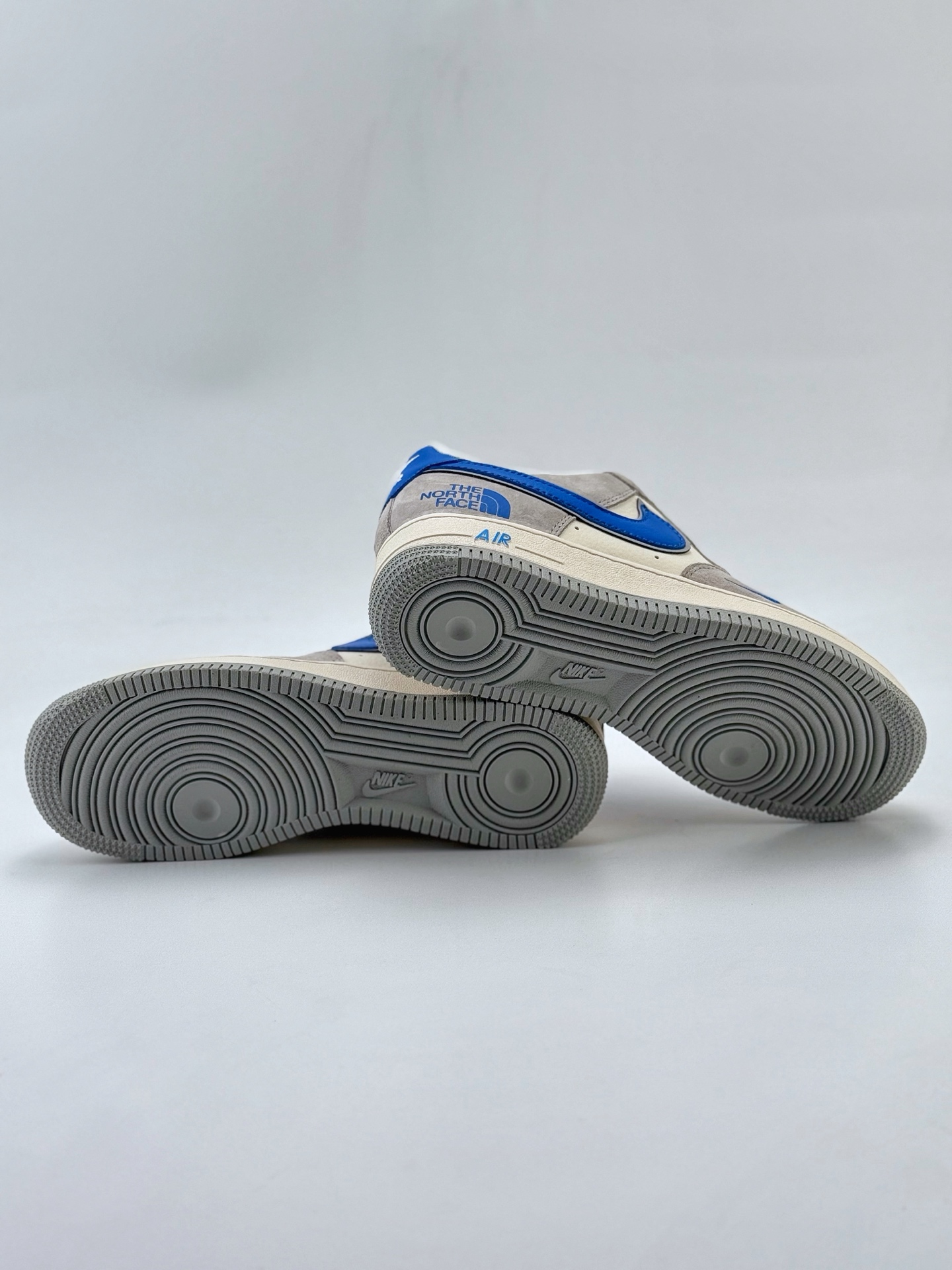 Nike Air Force 1 Low 07 x The North Face 灰蓝小钩满天星  XZ6188-745