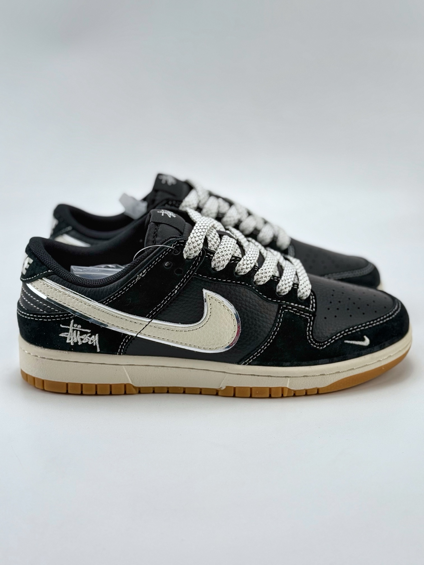 Nike SB Dunk Low x Stussy 黑白小钩满天星  XX3168-115