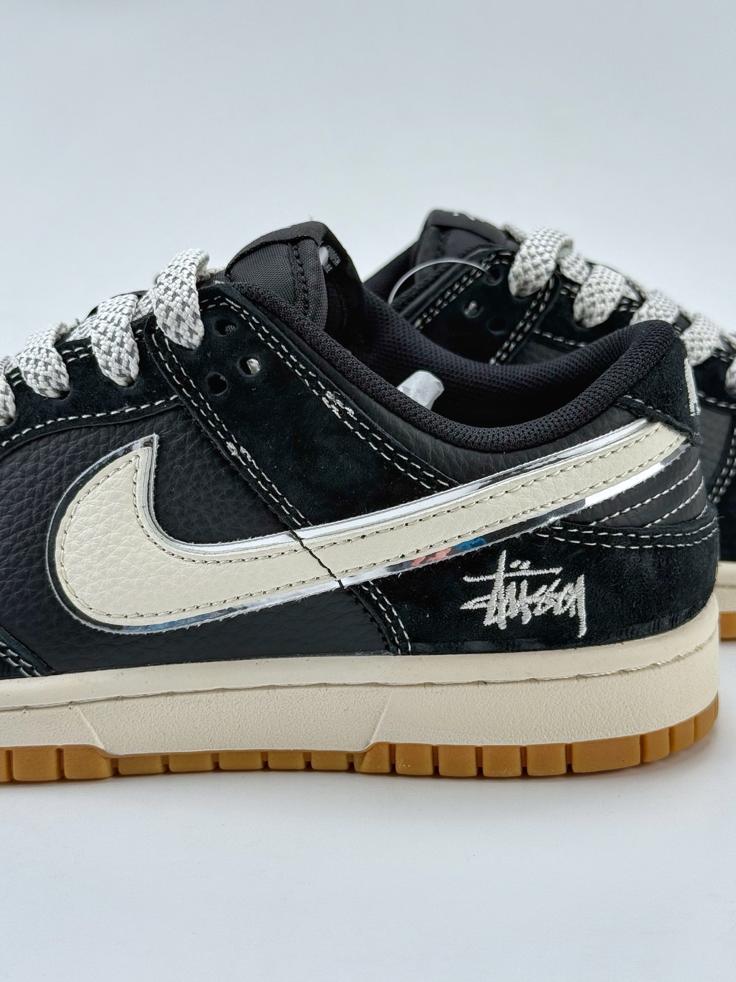 Nike SB Dunk Low x Stussy 黑白小钩满天星  XX3168-115