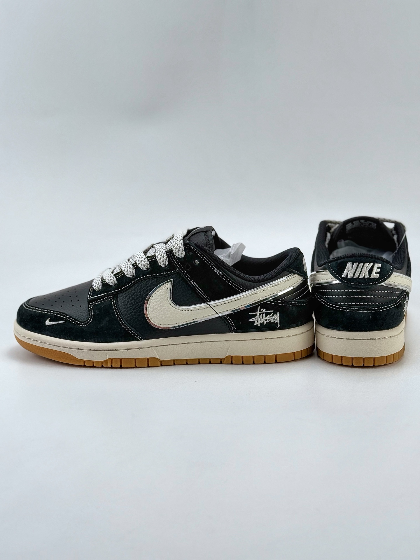 Nike SB Dunk Low x Stussy 黑白小钩满天星  XX3168-115