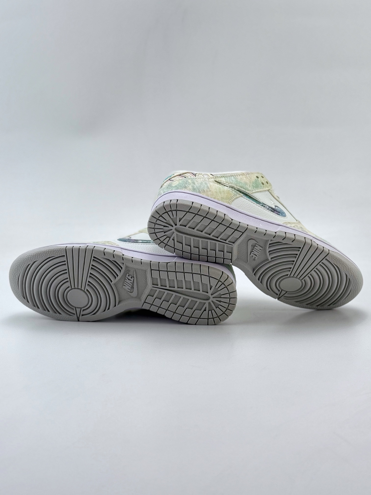 Nike SB Dunk Low 蒸汽木偶 CNY龙年限定 三太子敖丙 换皮 白青  DV0831-101