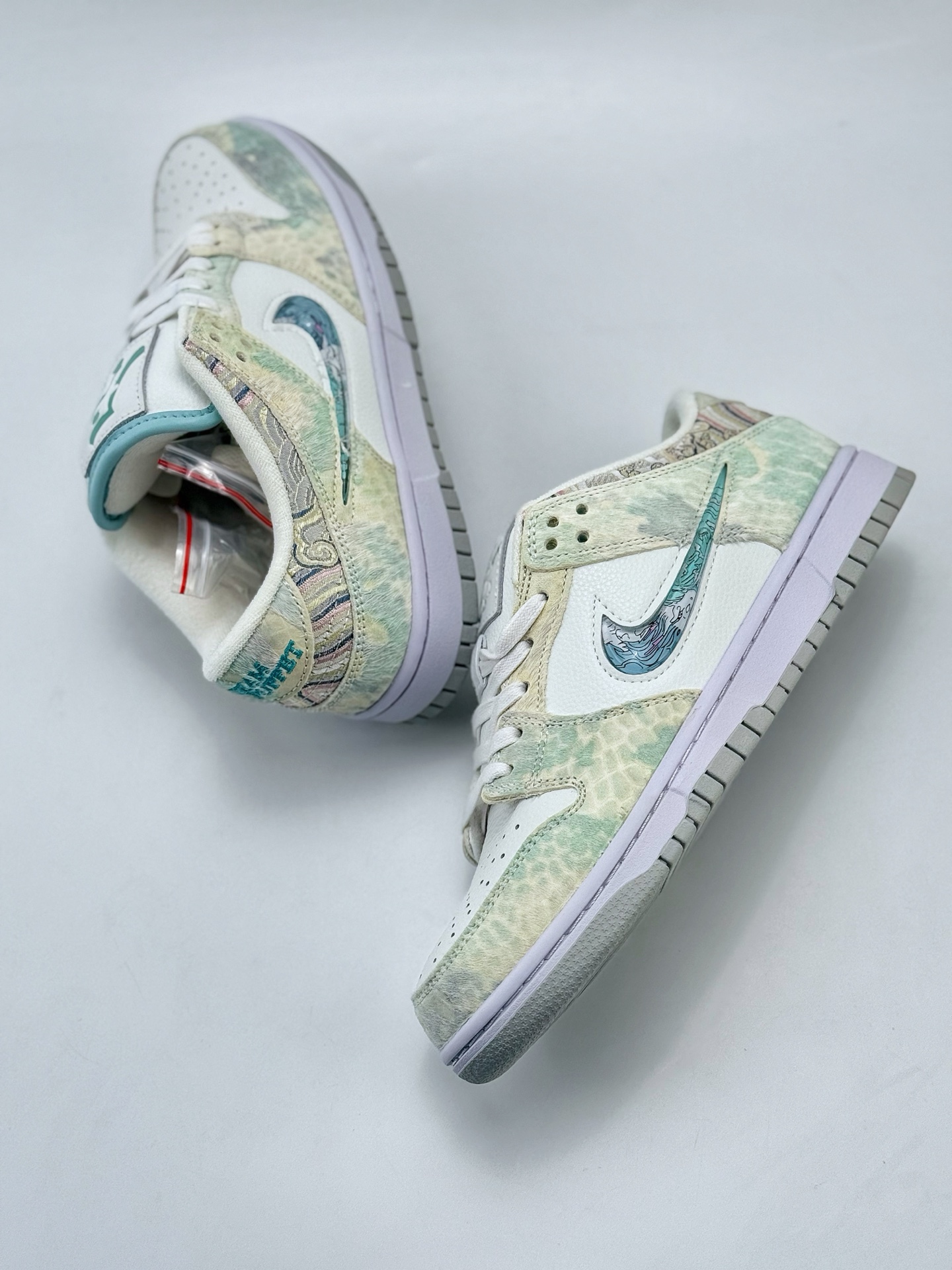 Nike SB Dunk Low 蒸汽木偶 CNY龙年限定 三太子敖丙 换皮 白青  DV0831-101