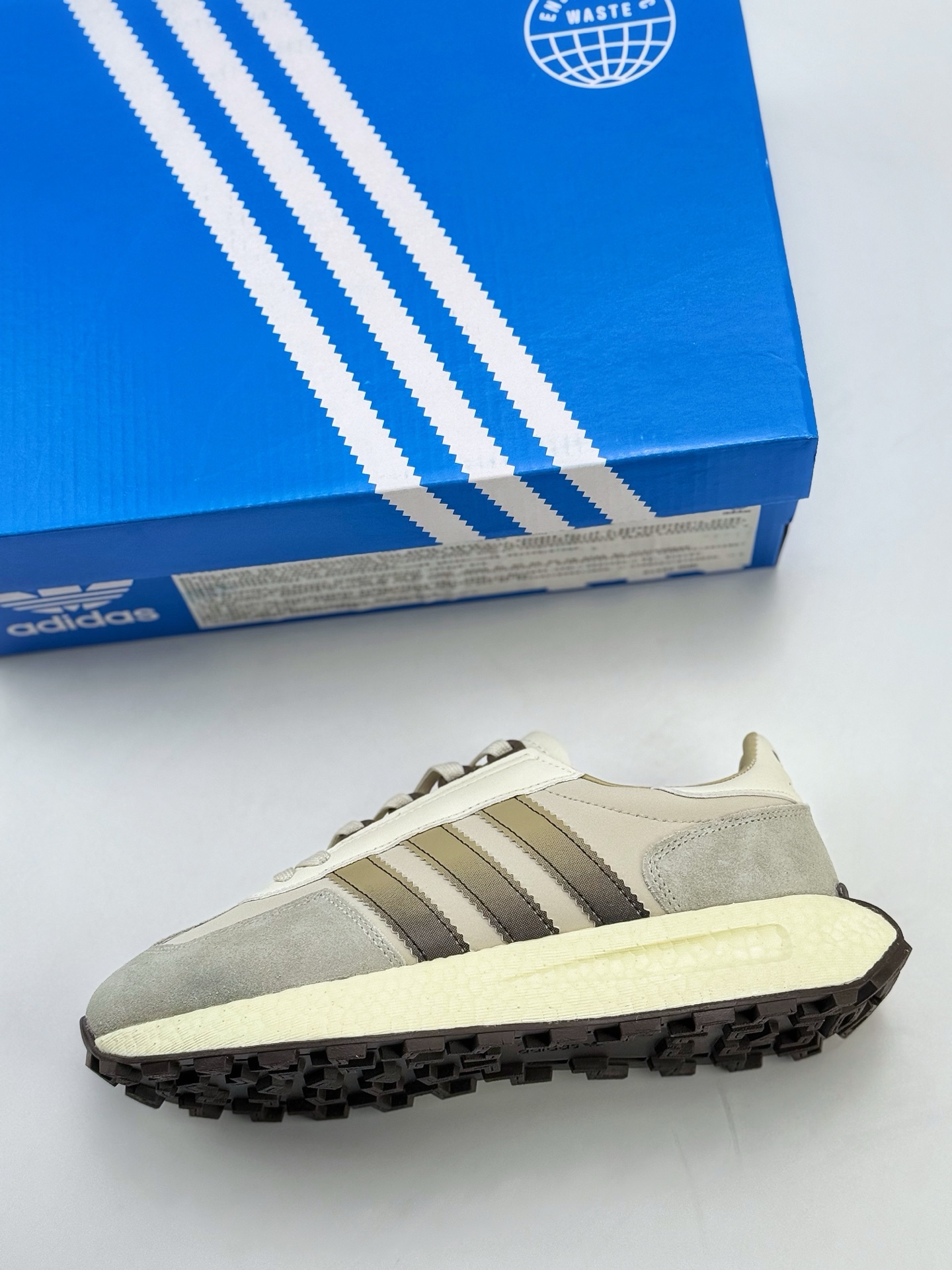 adidas Racing E5 Boost Prototype 速度轻盈复古系列 百搭透气运动慢跑鞋 JH7189