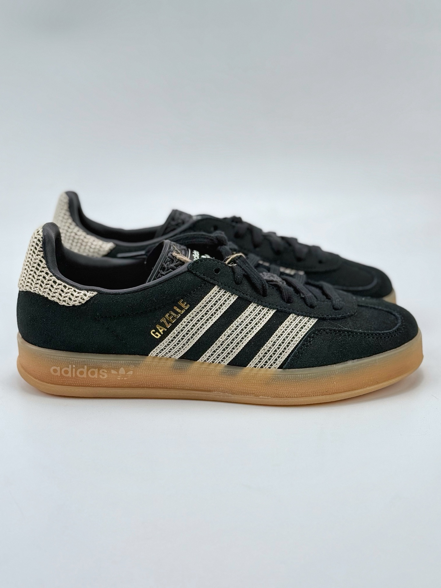 adidas Originals Gazelle INdoor 黑 三叶草休闲防滑耐磨低帮板鞋 JI2755