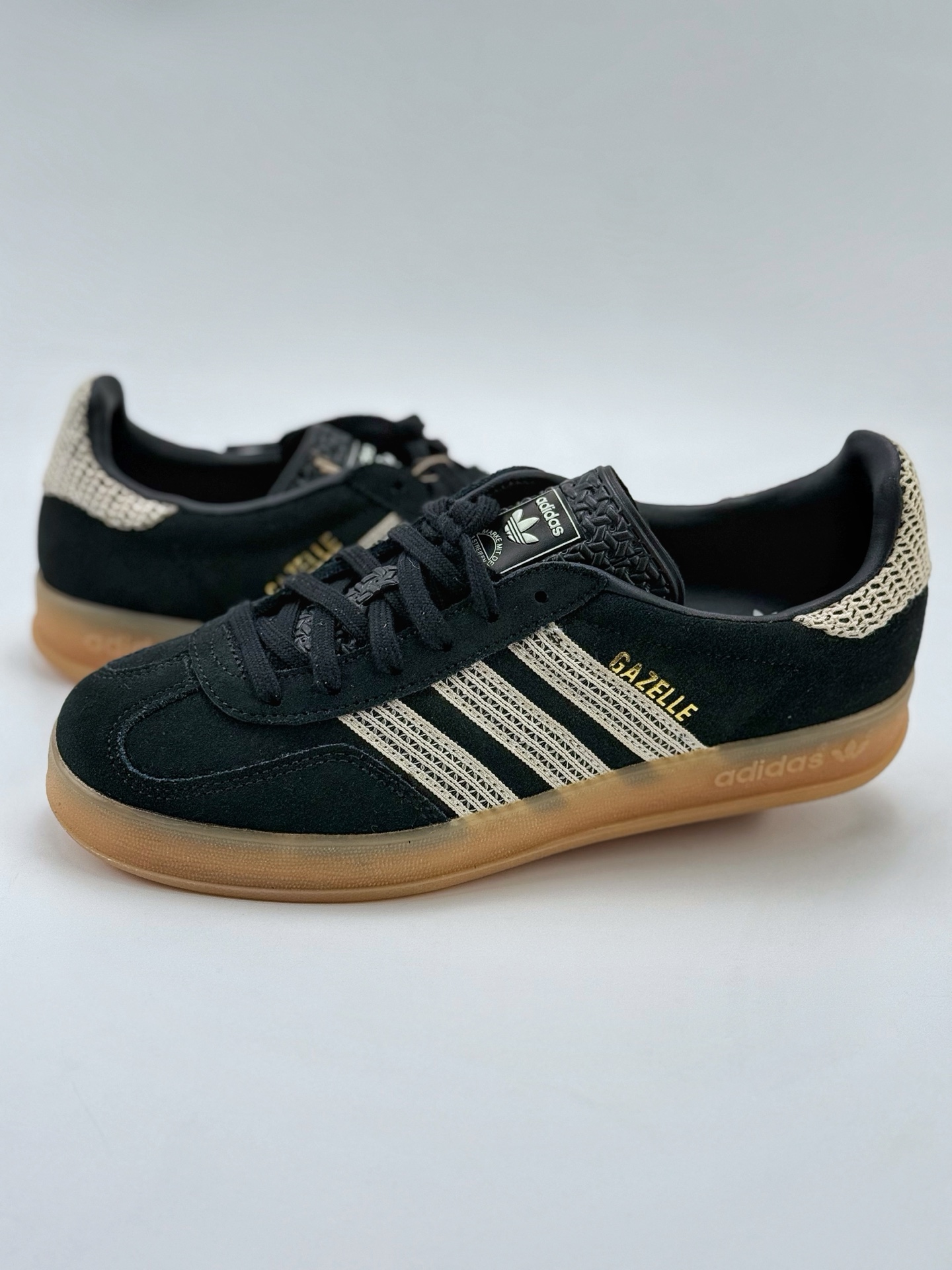 adidas Originals Gazelle INdoor 黑 三叶草休闲防滑耐磨低帮板鞋 JI2755