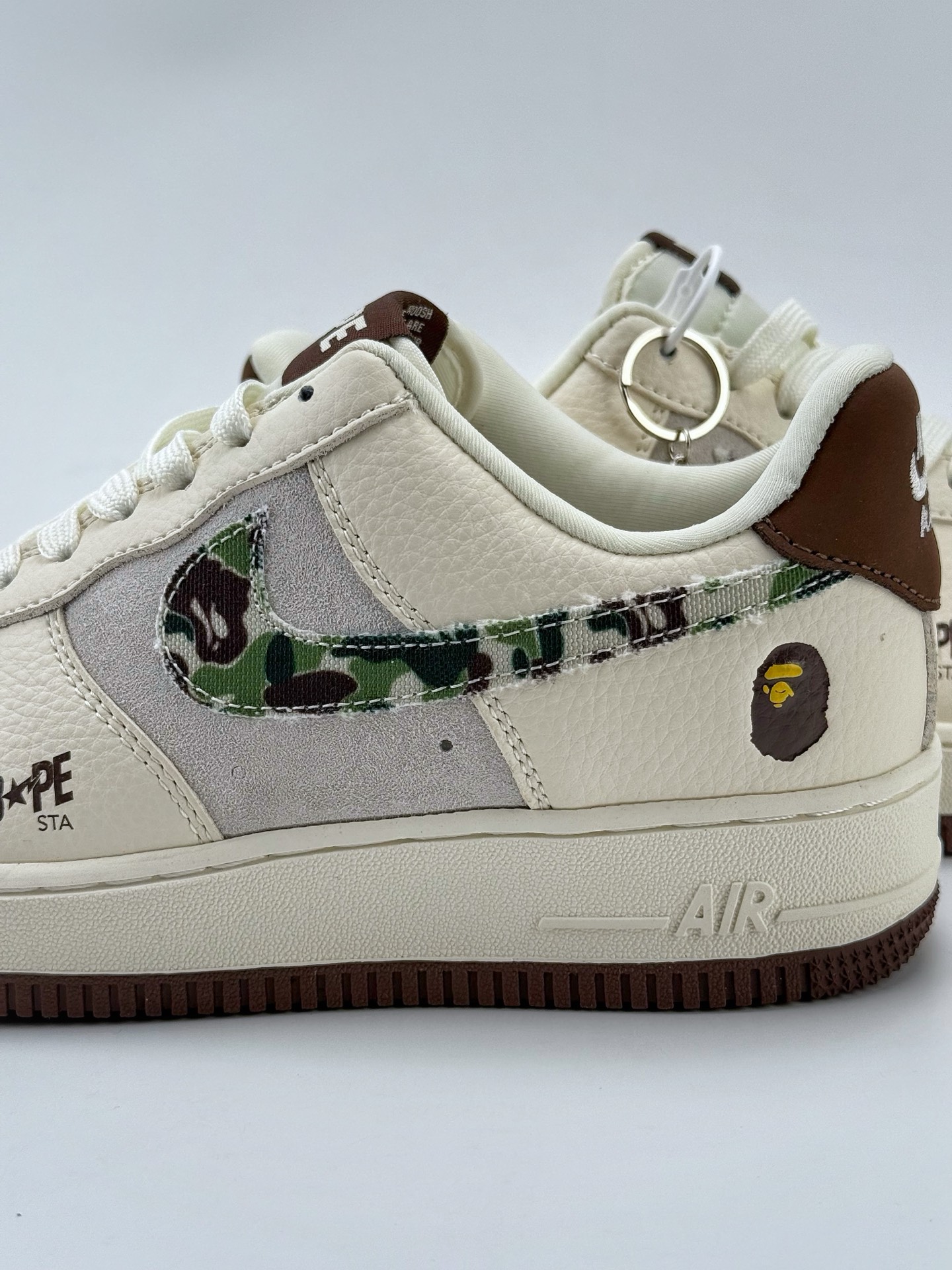 Nike Air Force 1 Low 07 x BAPE 白棕小钩 DF0188-030