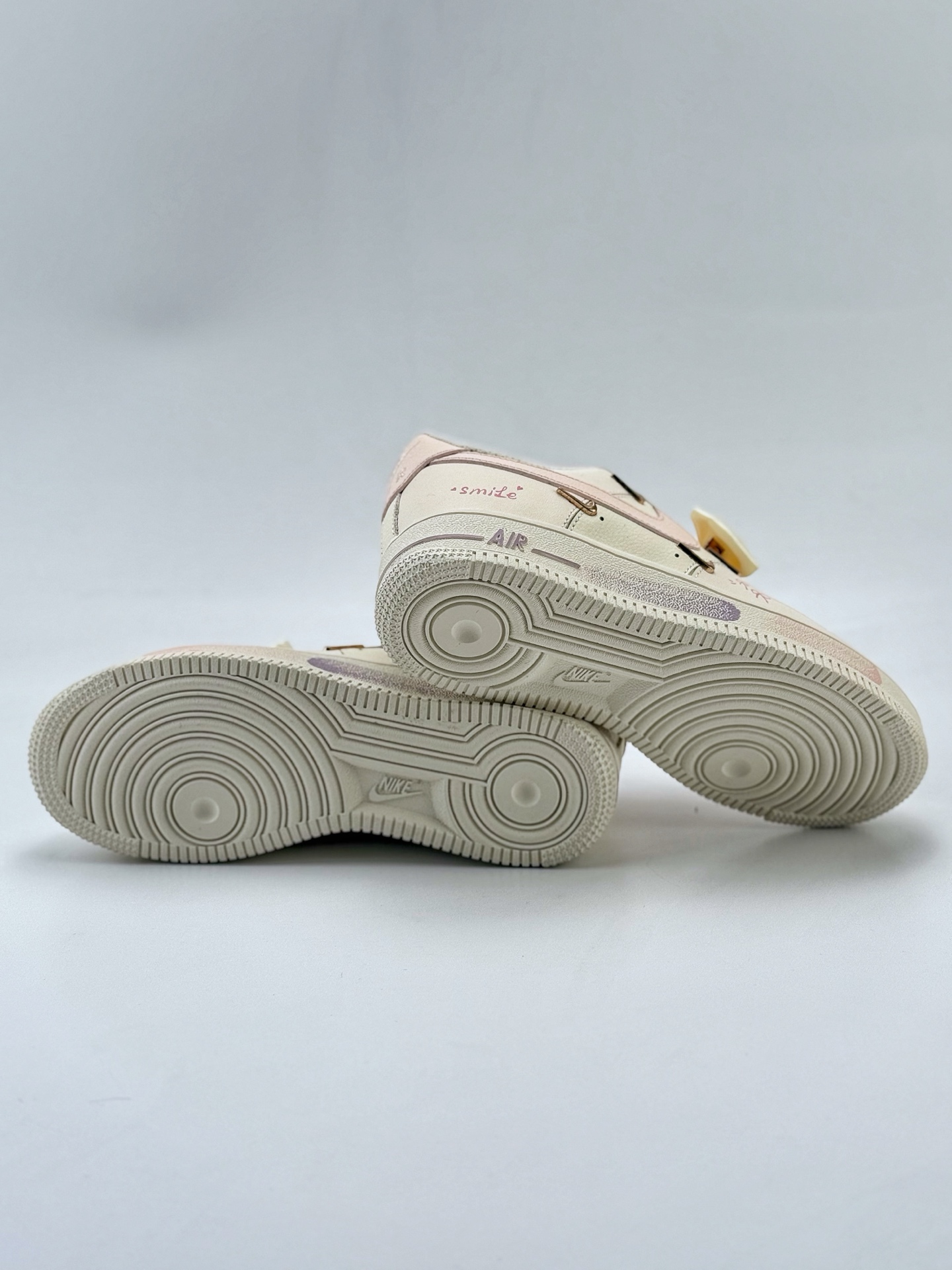 Nike Air Force 1 Low 07 蝴蝶结 少女感 白粉四金铁钩  FC1122-333