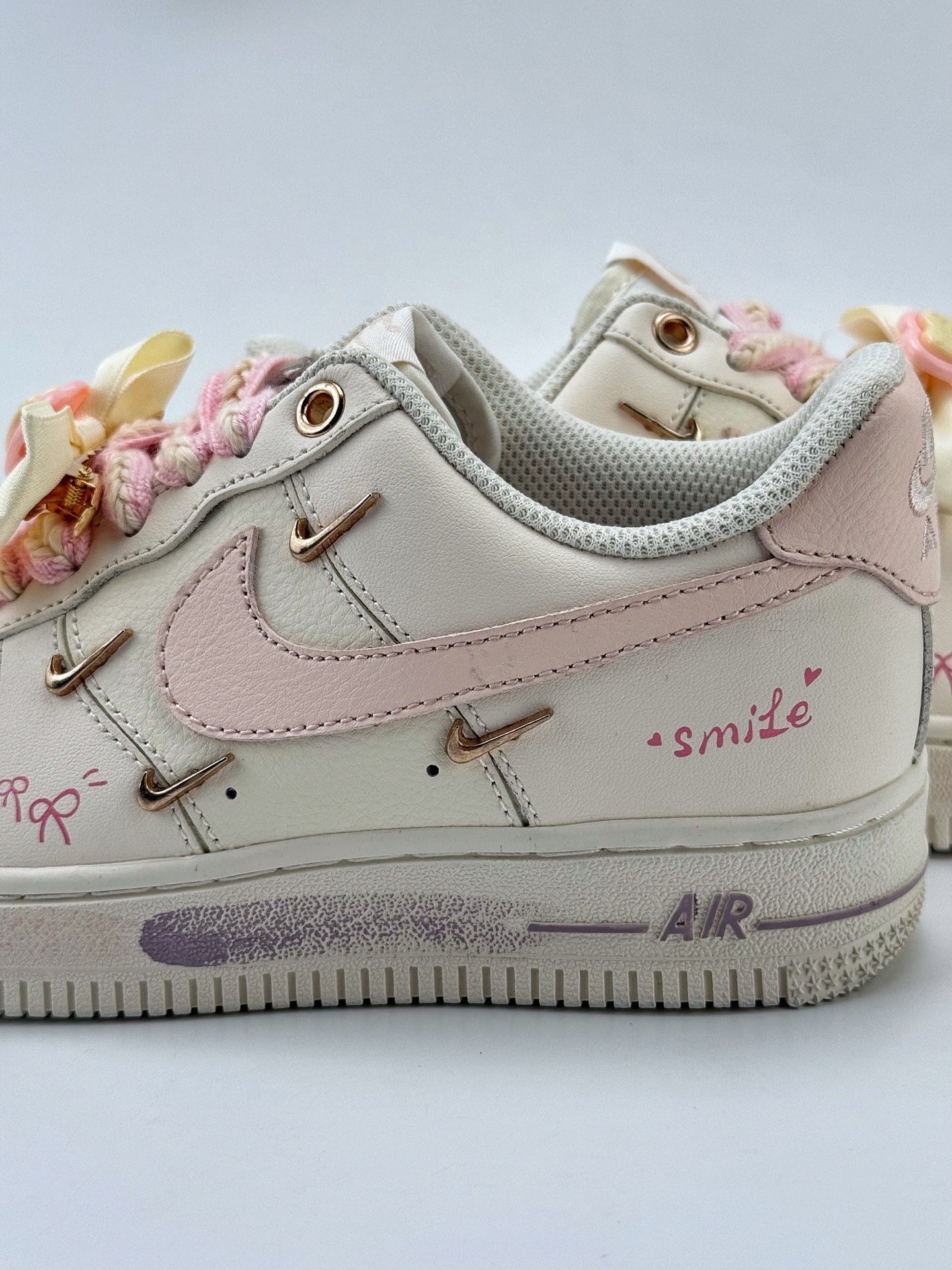 Nike Air Force 1 Low 07 蝴蝶结 少女感 白粉四金铁钩  FC1122-333