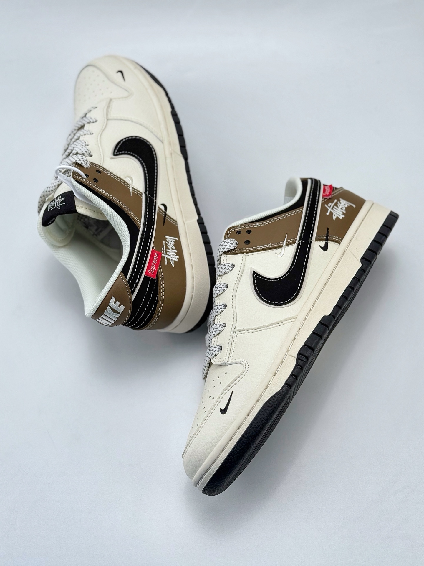 Nike SB Dunk Low x Stussy x Supreme 白棕黑三小钩满天星 XS6089-502