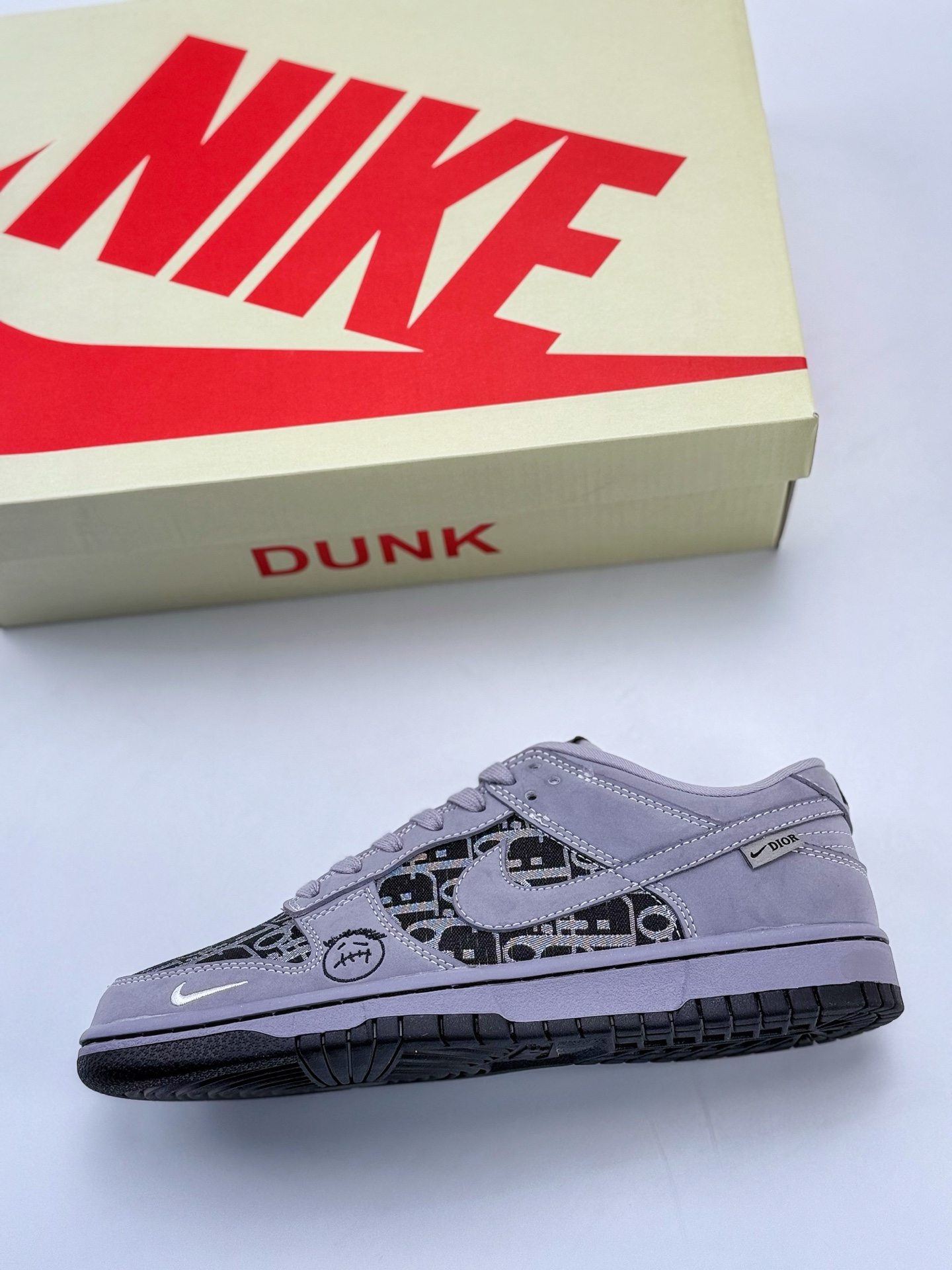 Nike SB Dunk Low x Travis Scott x DIOR 黑紫  KK1333-029