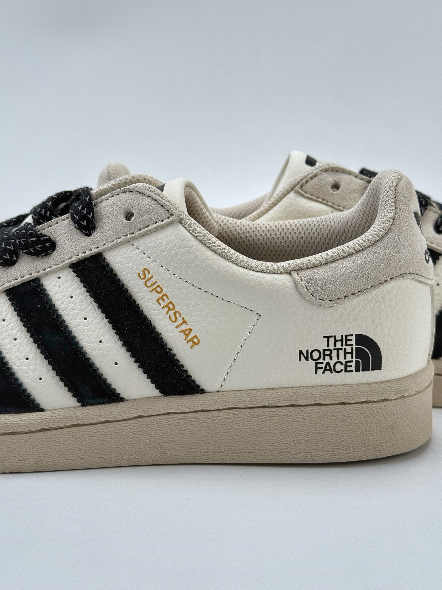 AD Originals Superstar x The North Face 白黑满天星  FZ2504