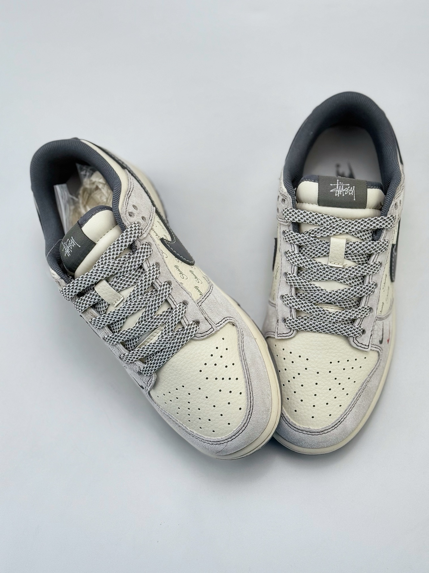 Nike SB Dunk Low x Stussy 白灰双小钩满天星  YX5066-219