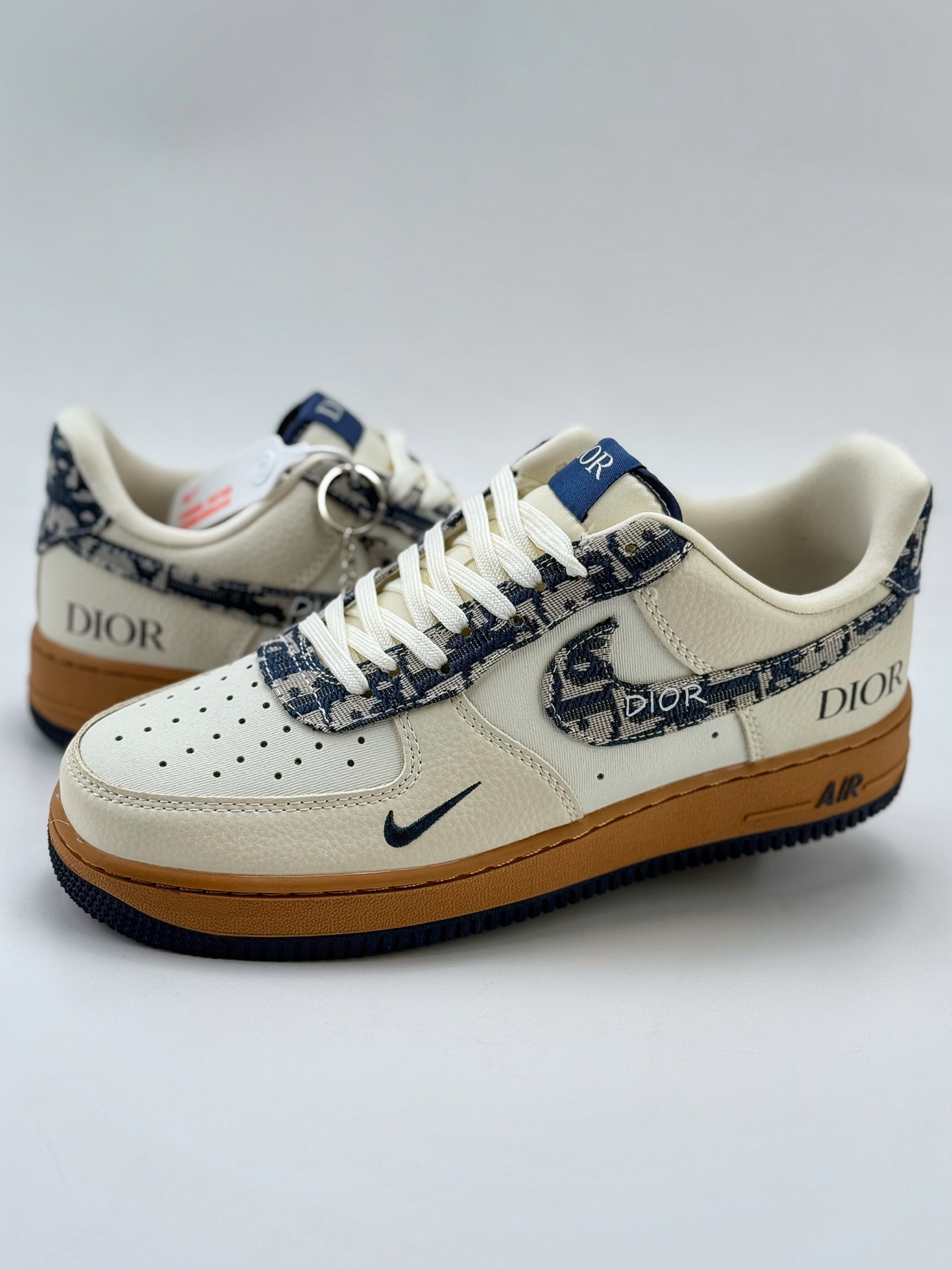 260 Nike Air Force 1 Low 07 x DIOR 米黑小钩  KK1988-052