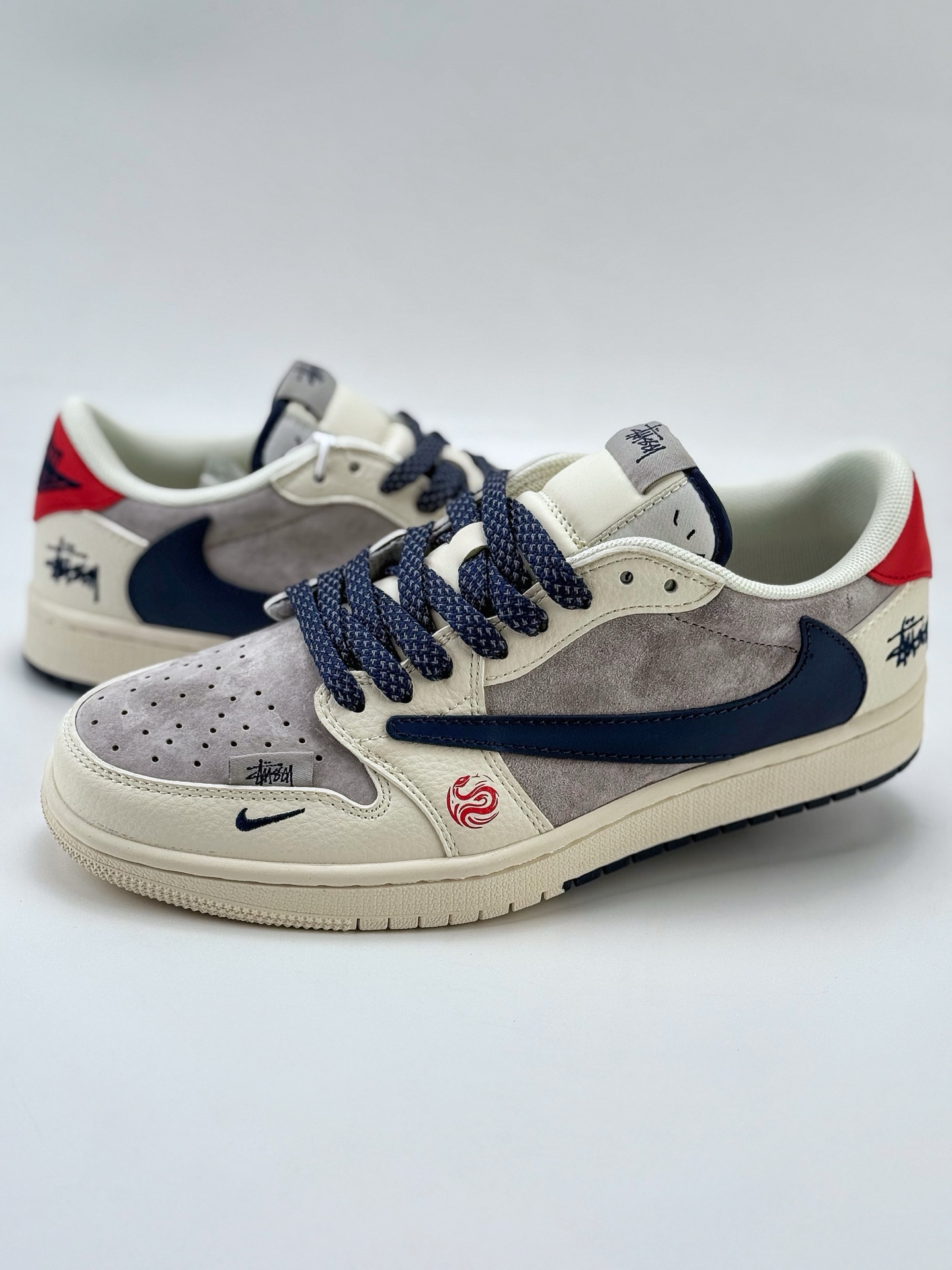 280 Travis Scott x Nike Air Jordan 1 Low x Stussy Air Jordan 1 Low 反转白灰蓝小钩满天星倒钩  SJ2068-143