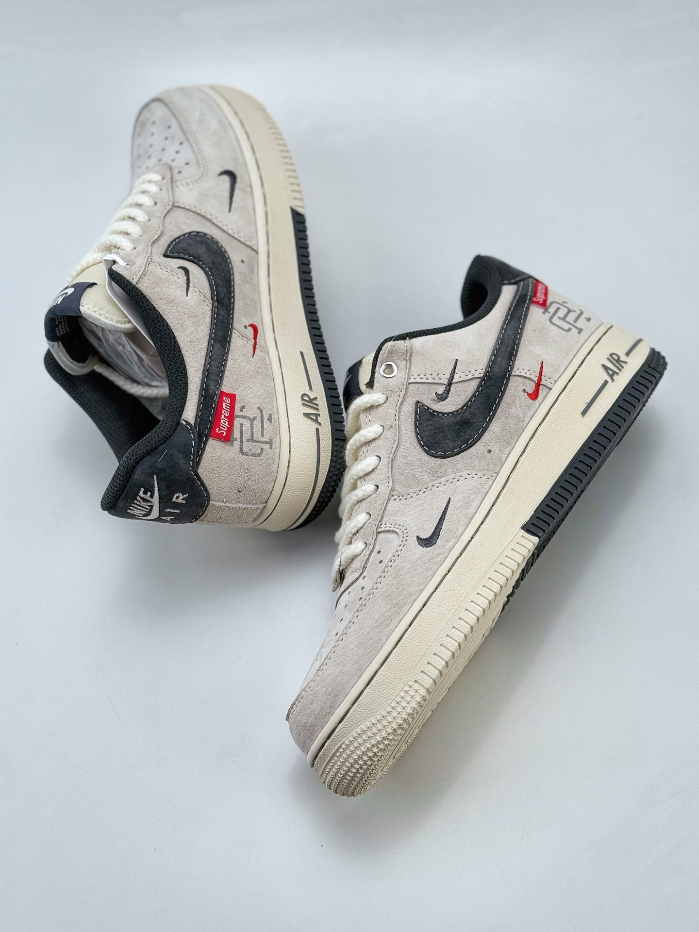Nike Air Force 1 Low 07 x Reigning Champ x Supreme 白灰三小钩 SJ6698-022
