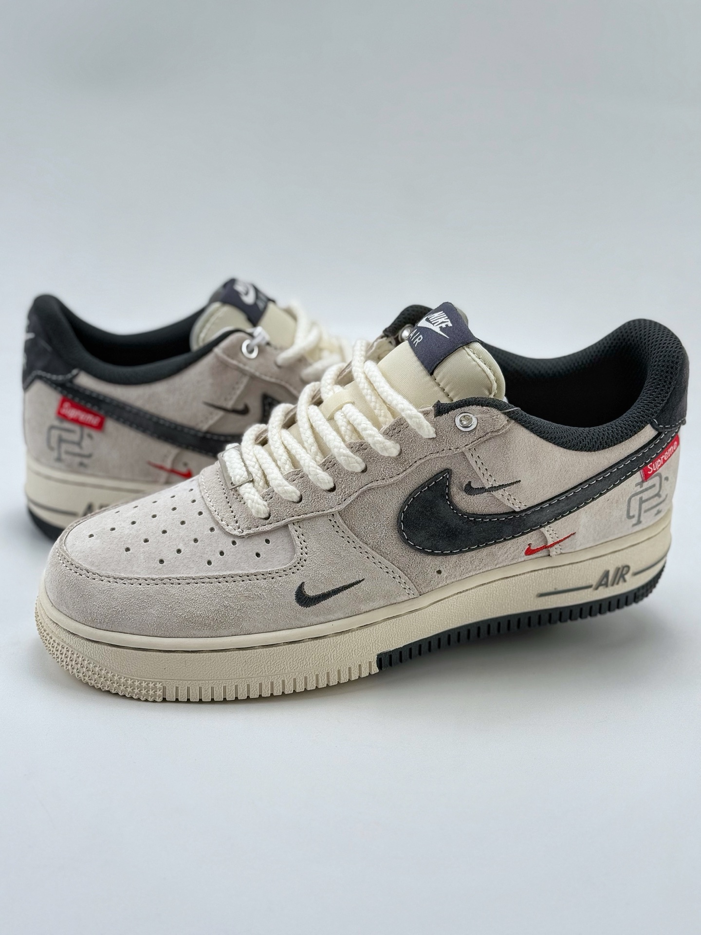 Nike Air Force 1 Low 07 x Reigning Champ x Supreme 白灰三小钩 SJ6698-022
