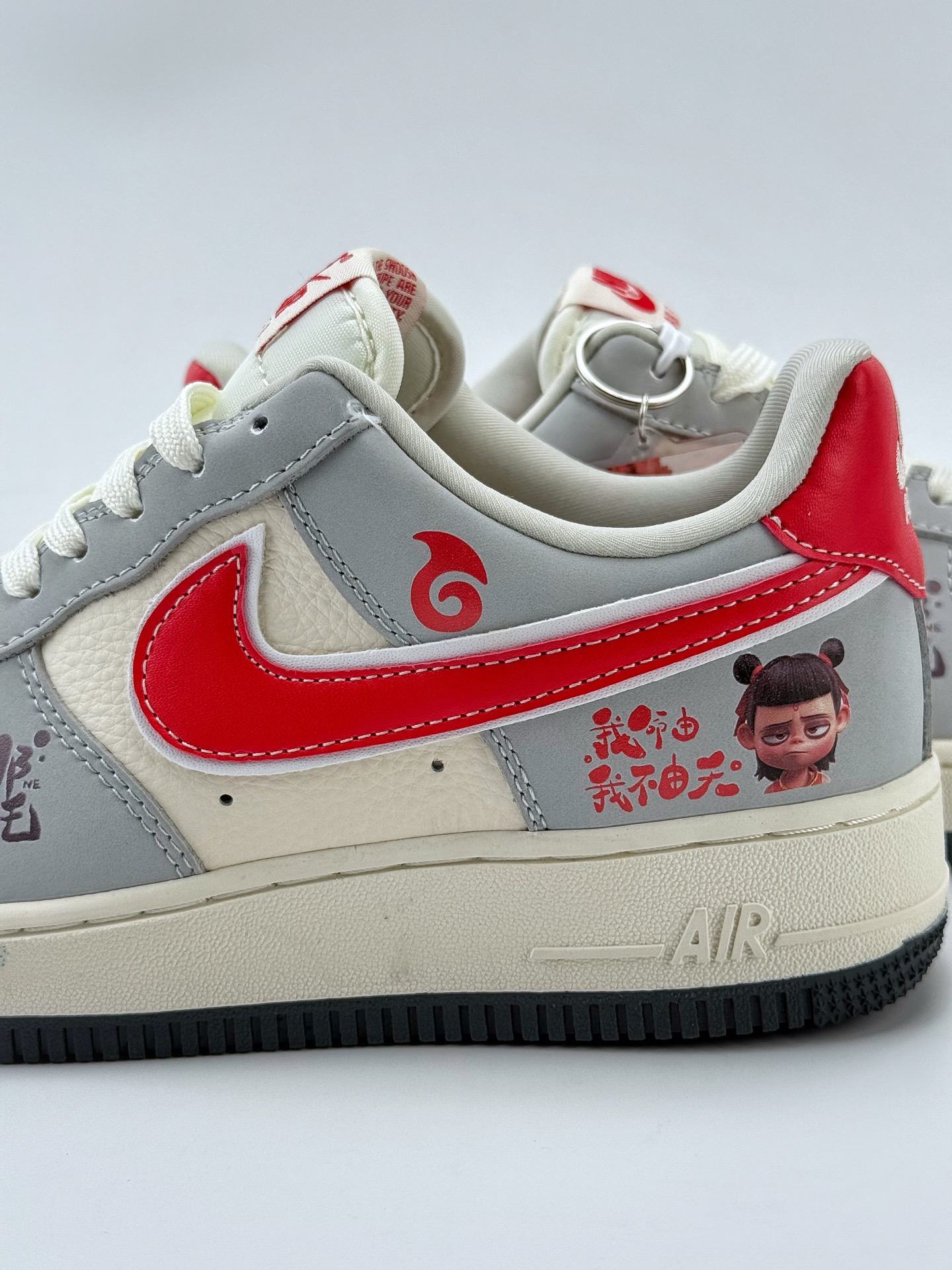 Nike Air Force 1 Low 07 哪吒 白灰红涂鸦 DF0188-046