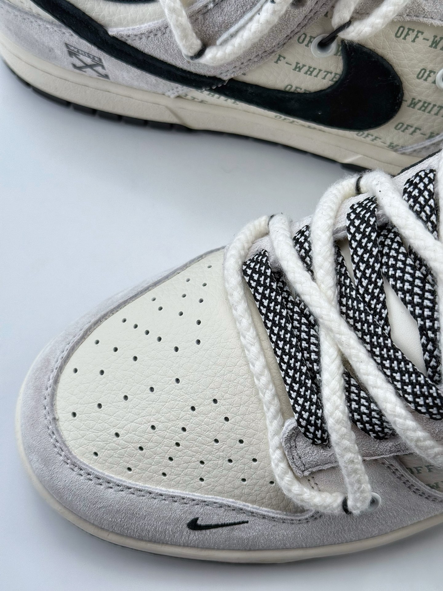 300 Nike SB Dunk Low x OFF-WHITE 白黑小钩绑带满天星  YX5066-225