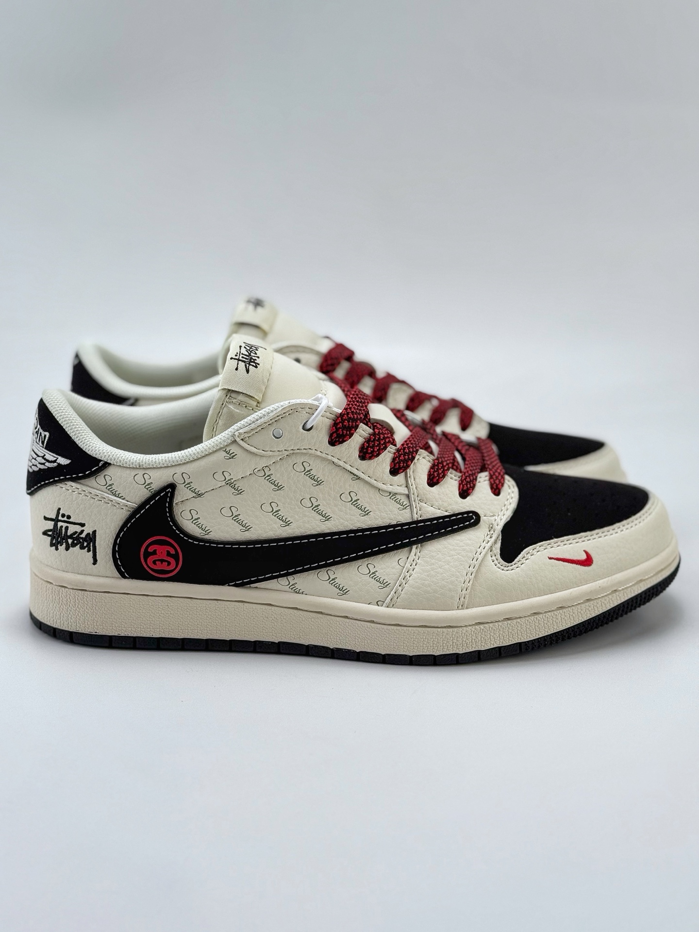 Travis Scott x Nike Air Jordan 1 Low x Stussy Air Jordan 1 Low 反转米黑红小钩满天星倒钩 XS6089-511