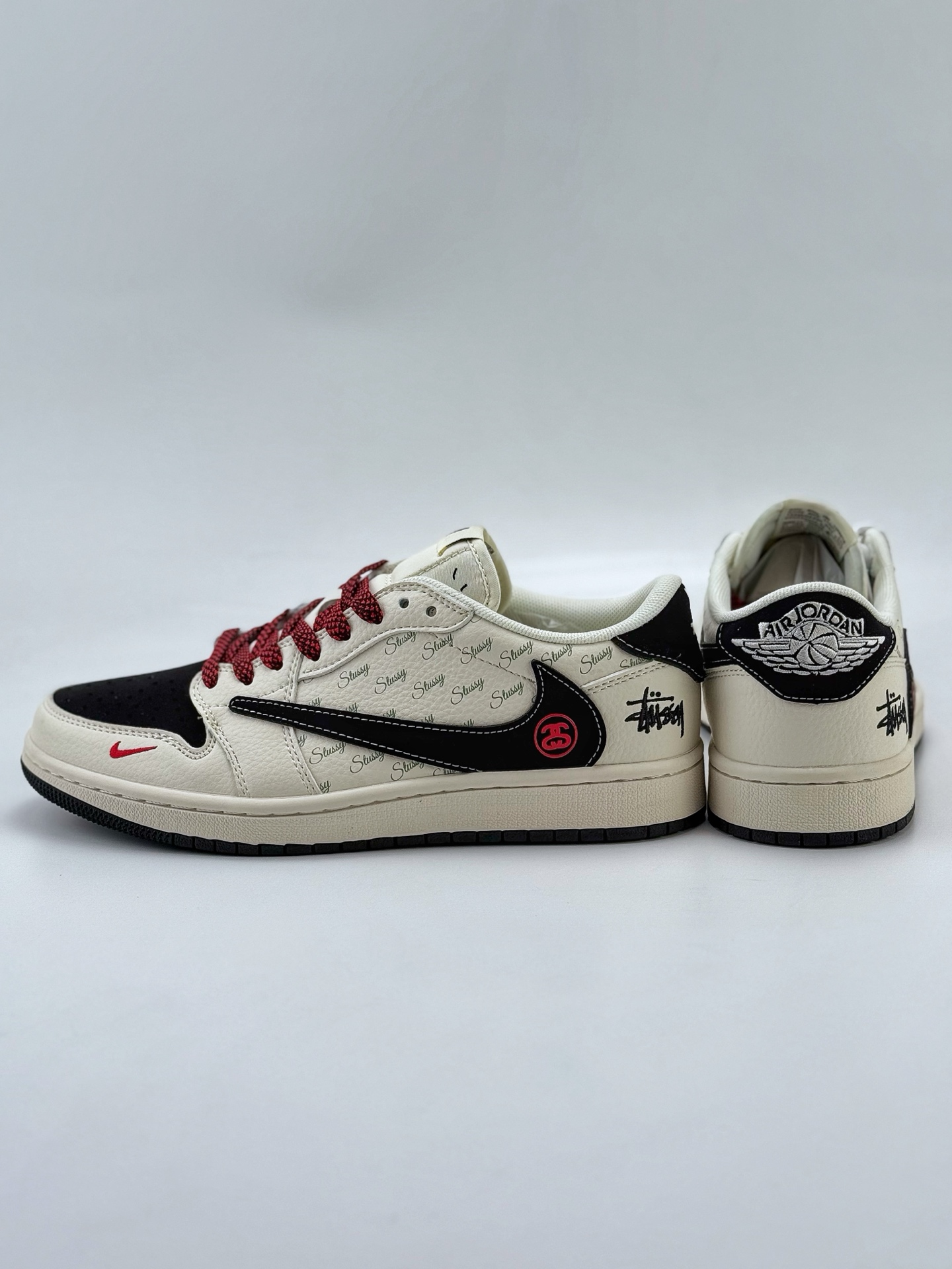 Travis Scott x Nike Air Jordan 1 Low x Stussy Air Jordan 1 Low 反转米黑红小钩满天星倒钩 XS6089-511
