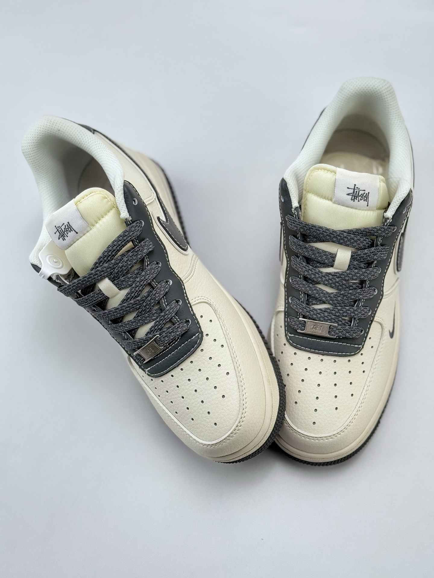 Nike Air Force 1 Low 07 x Stussy 白灰小钩满天星 XZ6188-226