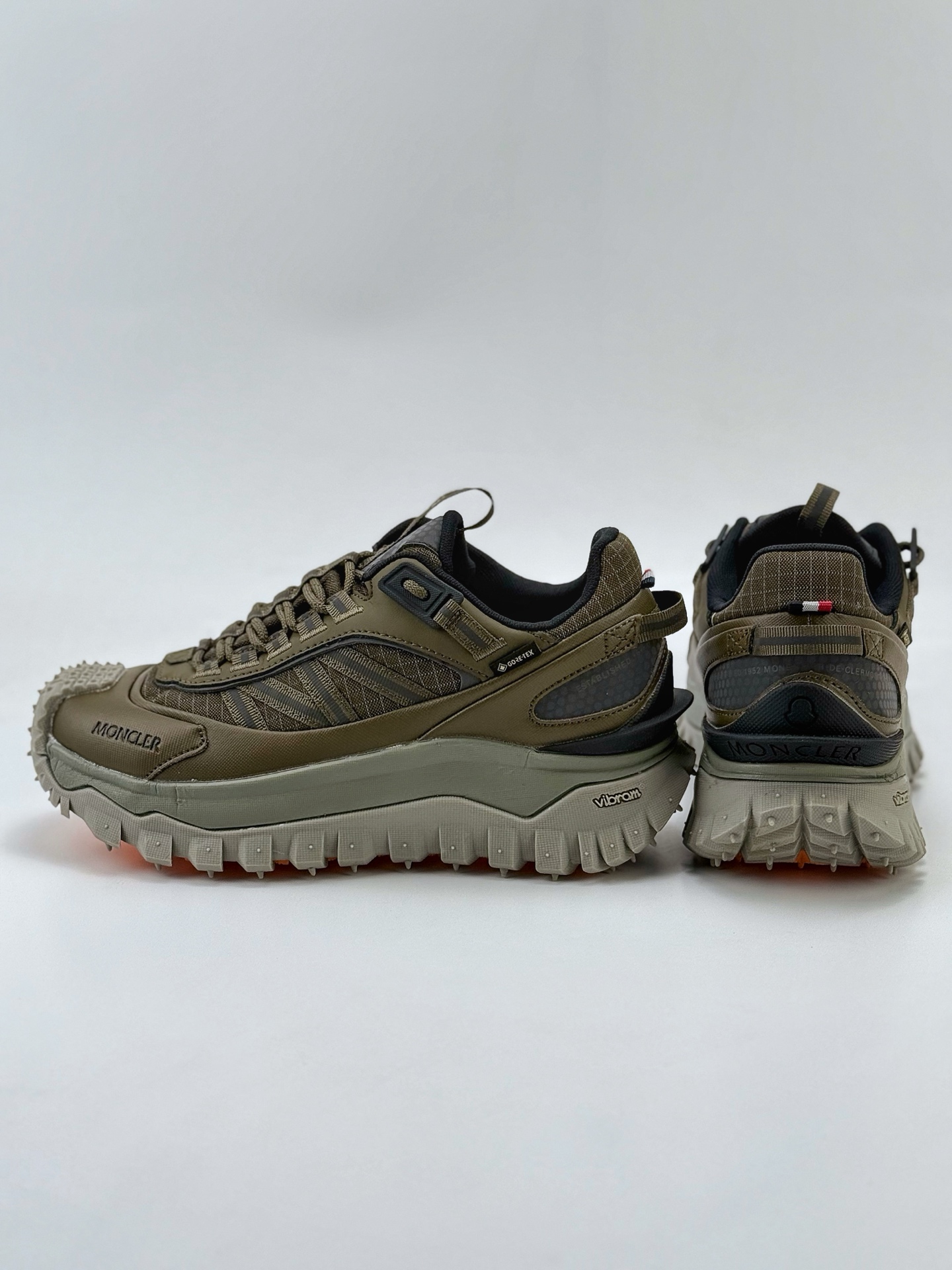 Moncler 蒙口 Trailgrip GTX 厚底系带耐磨低帮运动休闲鞋 H20984M00010 M2058